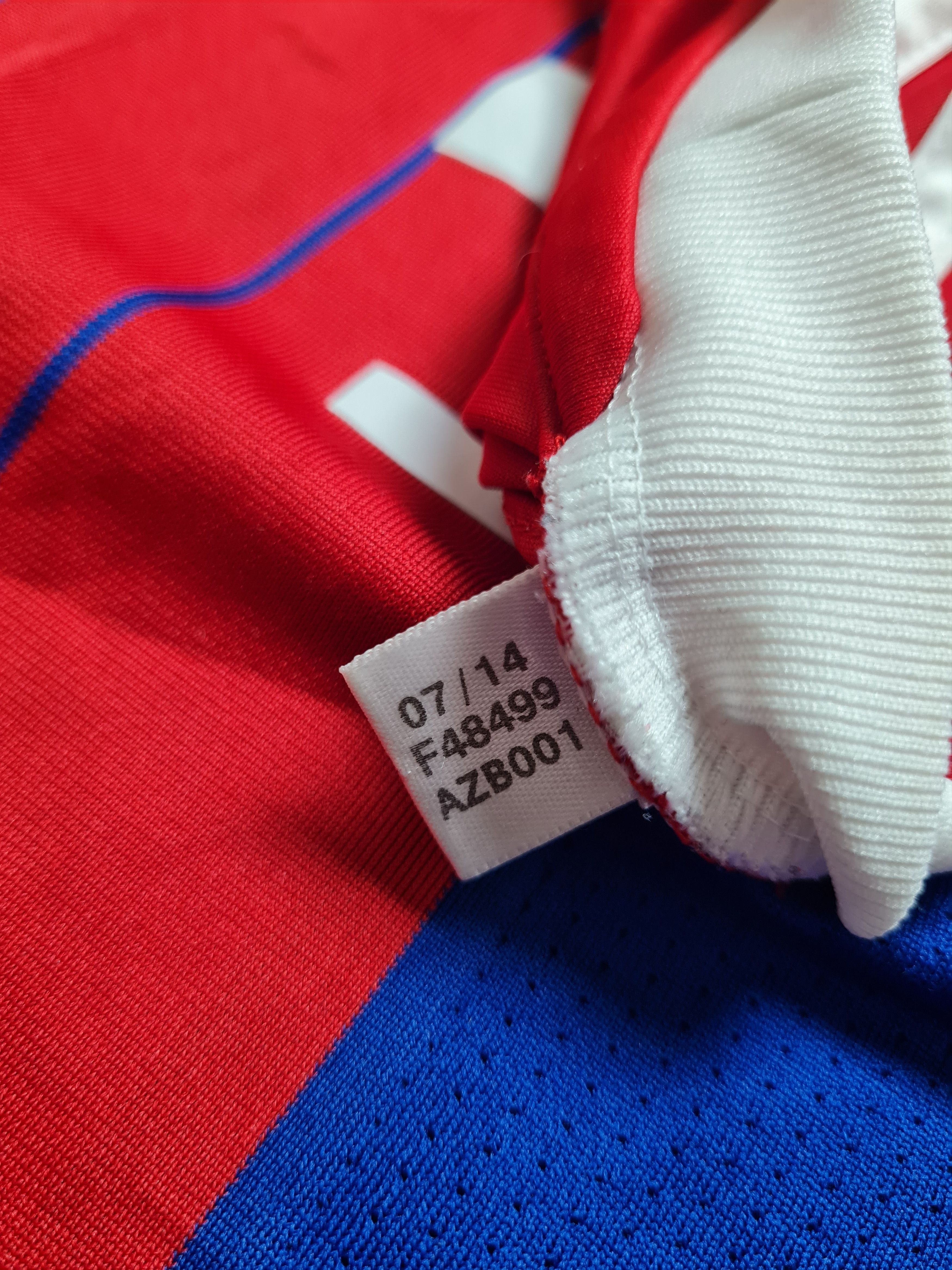 Adidas BAYERN MUNICH HOME FOOTBALL SHIRT 2014/2015 ADIDAS SOCCER Size US M / EU 48-50 / 2 - 15 Thumbnail