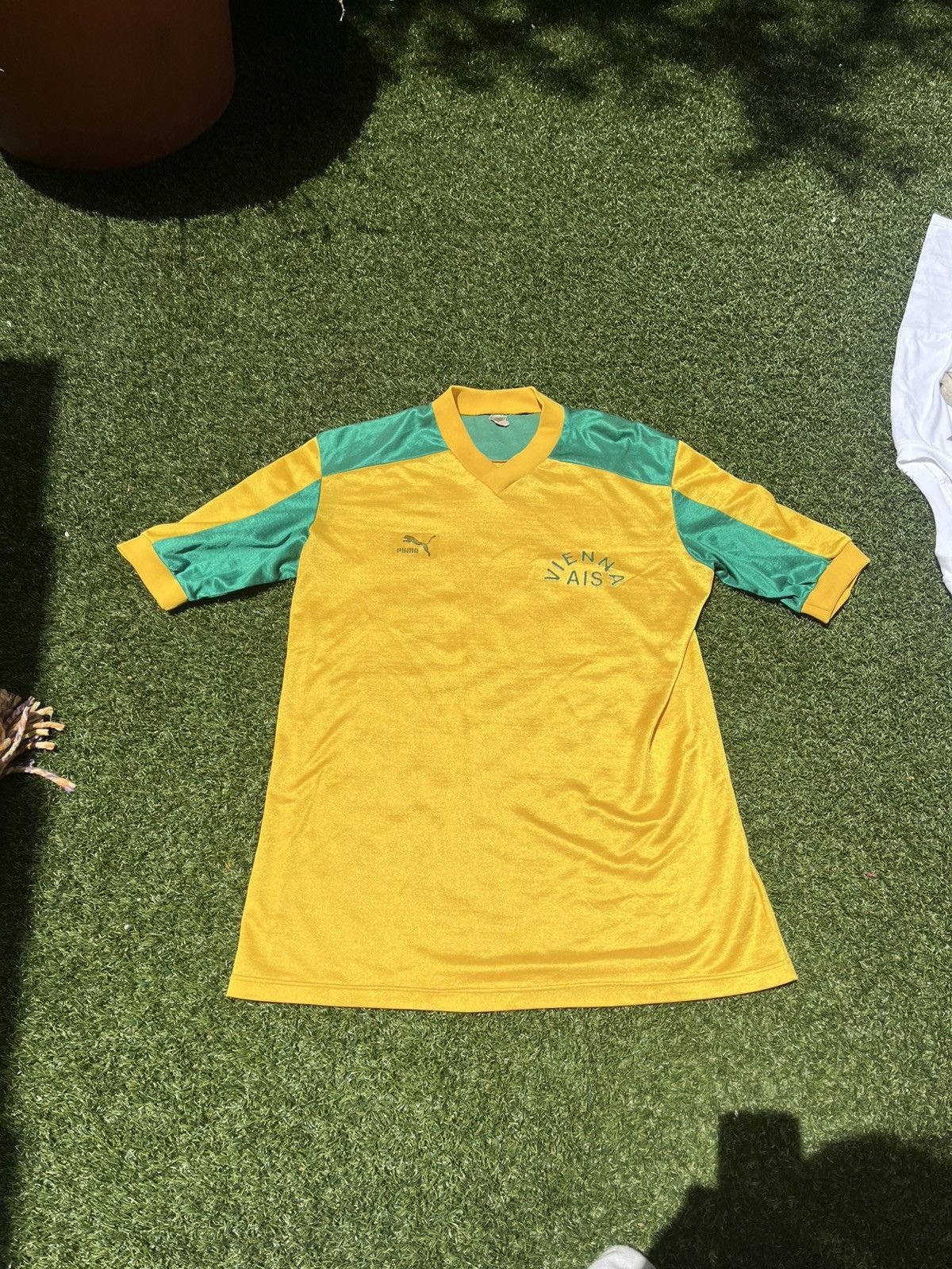 Puma × Vintage VTG 70’s PUMA Yellow & Green Soccer Jersey Size US L / EU 52-54 / 3 - 1 Thumbnail