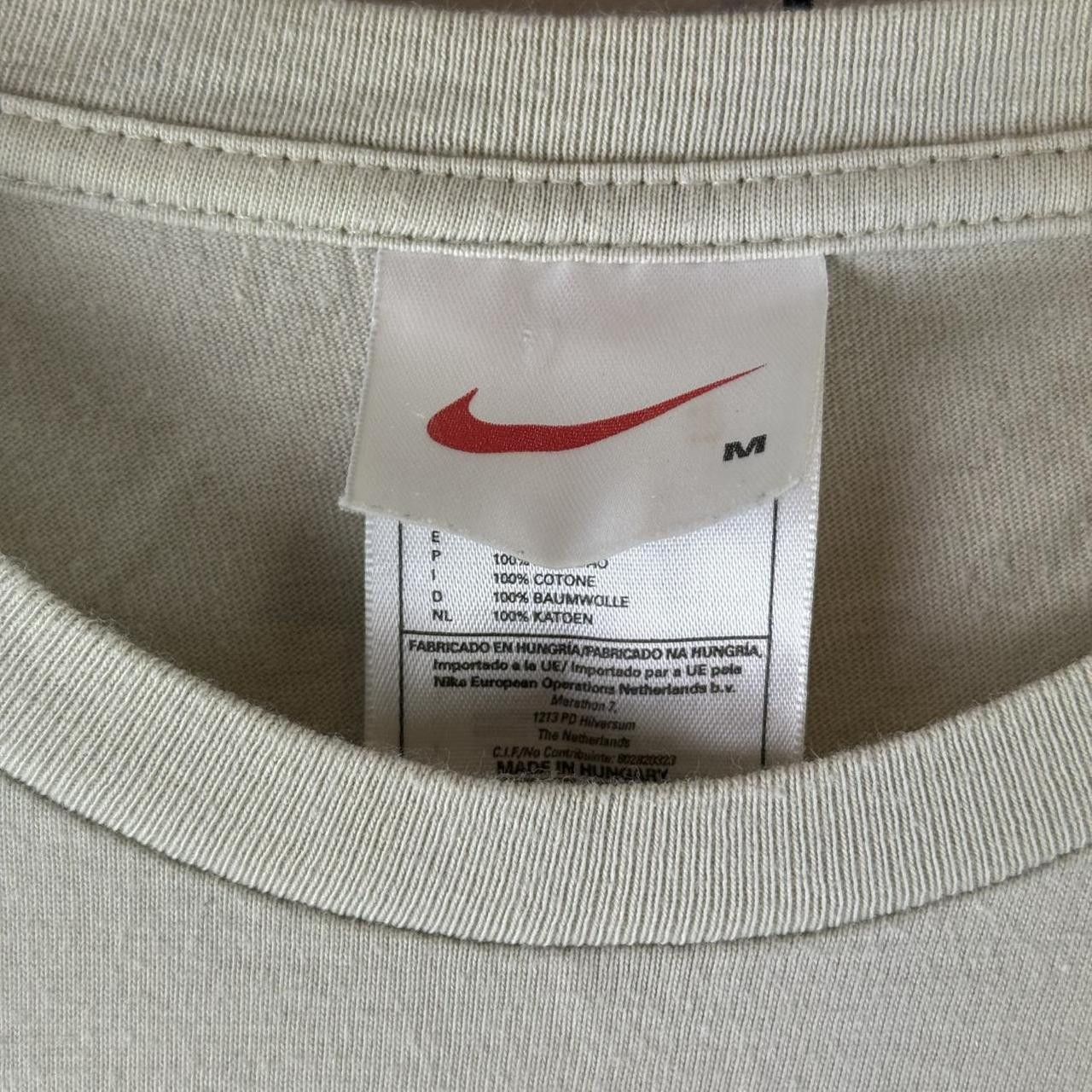Nike Nike Vintage 90s T shirt Tee Beige Size US L / EU 52-54 / 3 - 4 Thumbnail