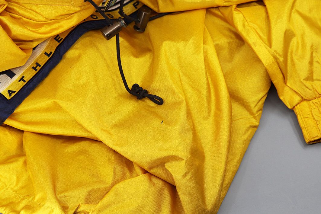 Reebok Vintage Reebok Anorak Jacket Yellow 90s Windbreaker Medium Size US M / EU 48-50 / 2 - 6 Thumbnail