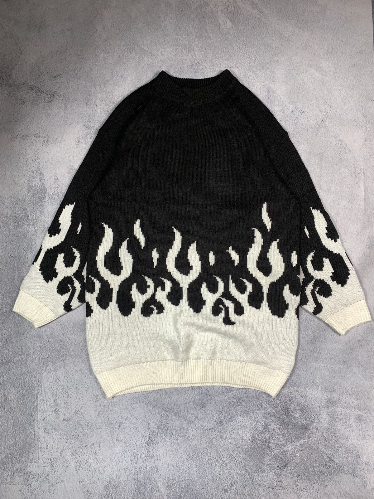 Vintage Vintage Y2K Japanese fire long sweater opium size S Size US S / EU 44-46 / 1 - 1 Thumbnail