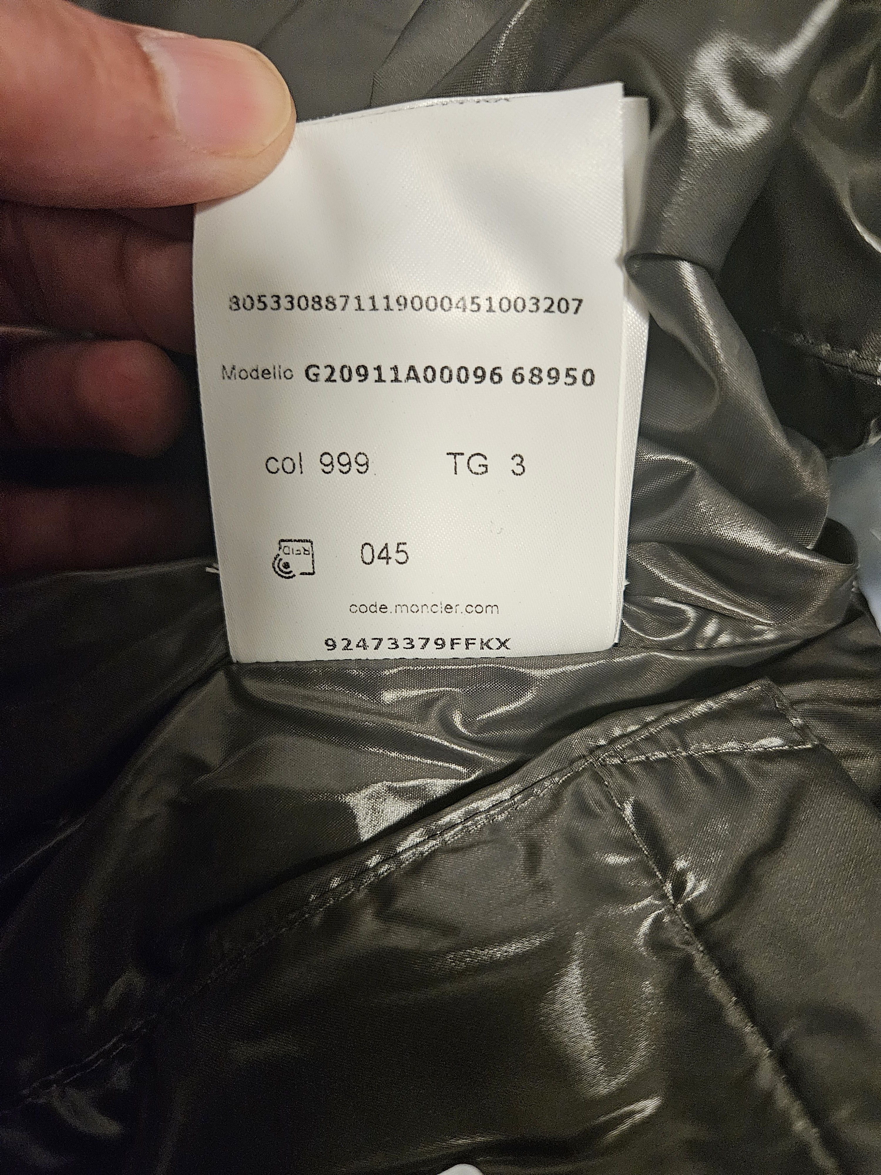 Moncler Tibb Vest Size US L / EU 52-54 / 3 - 15 Thumbnail