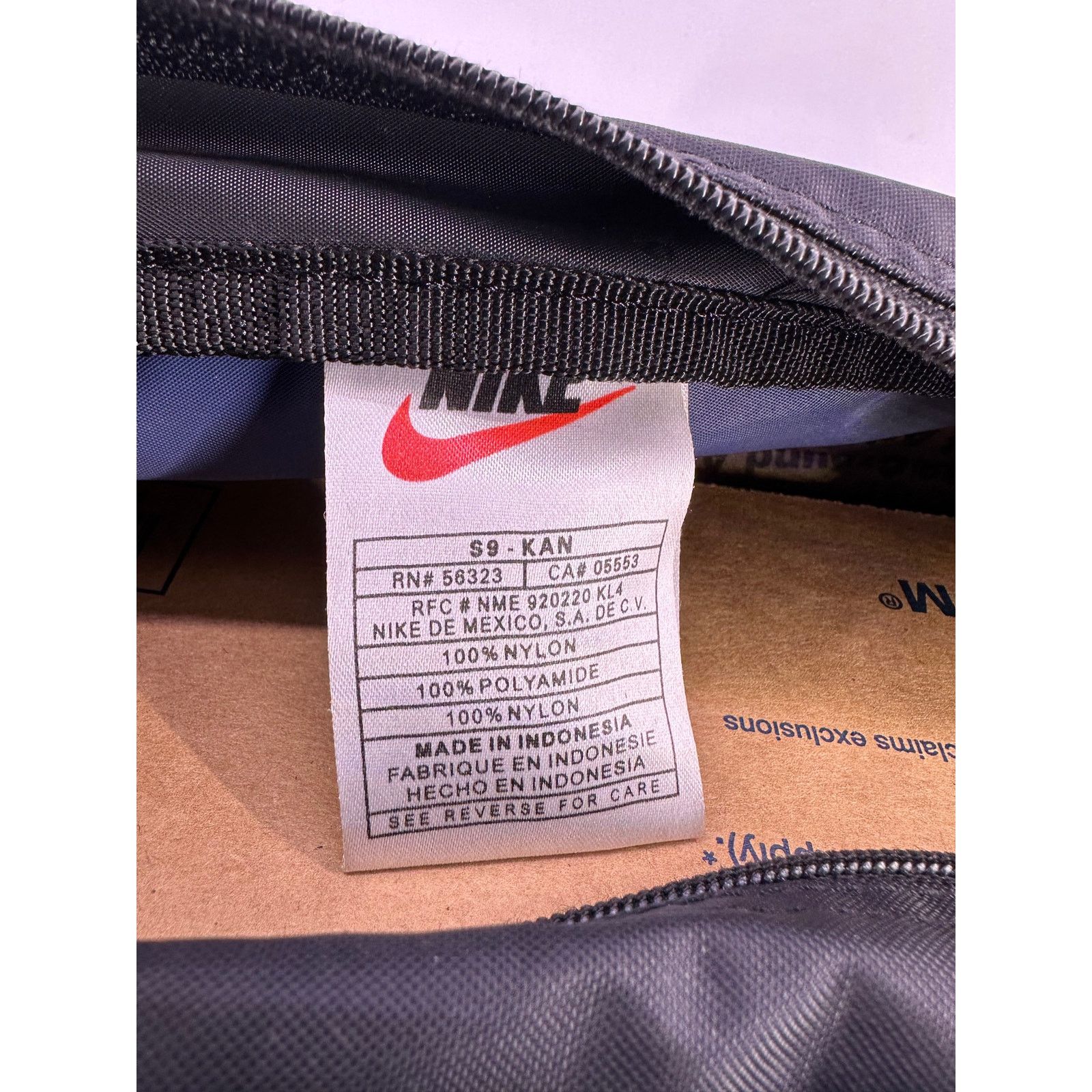 Nike Vintage 94-98 Nike Duffel Bag Dark Blue Black Accents Size ONE SIZE - 10 Thumbnail