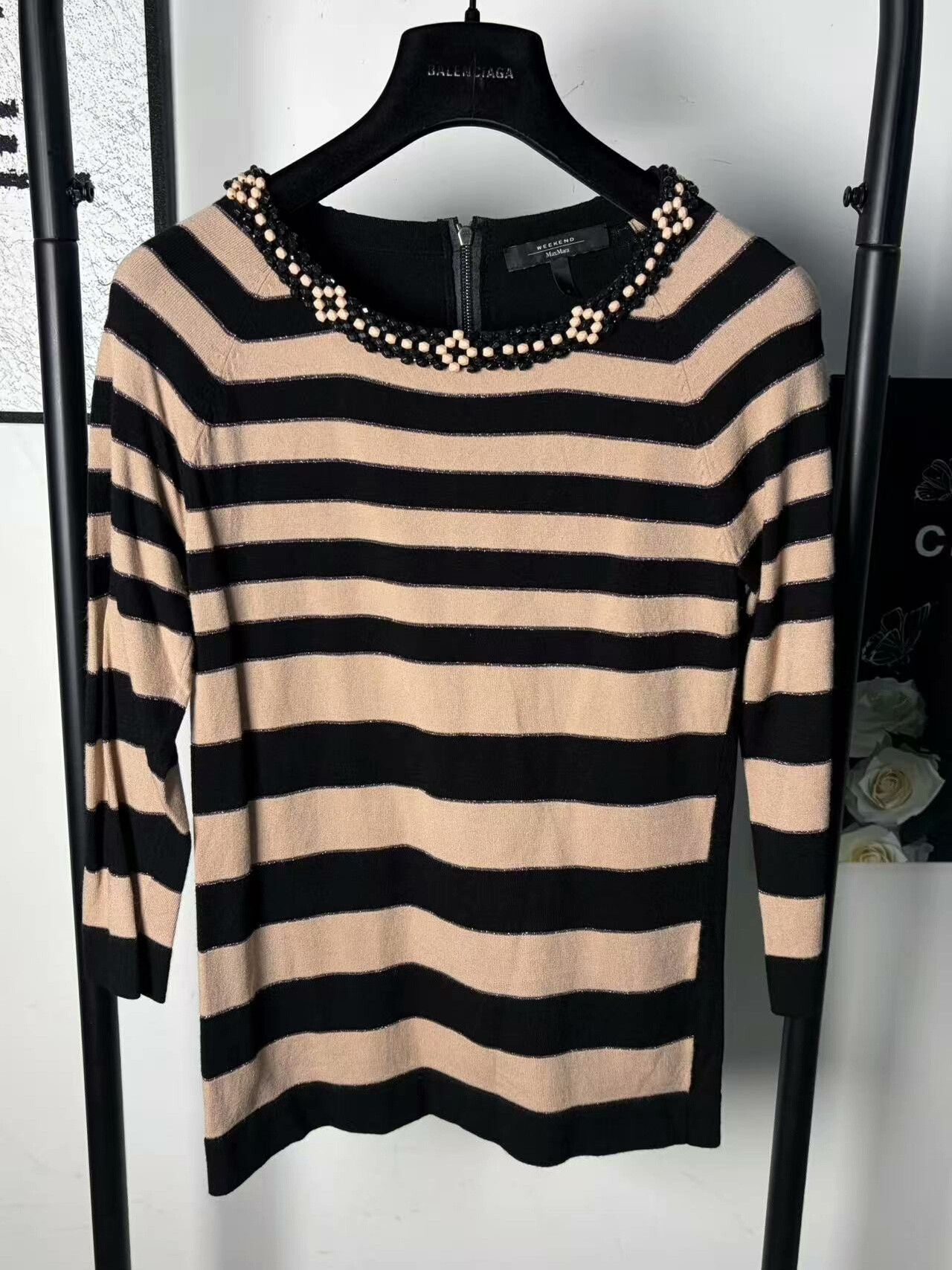 Max Mara Max Mara Knit White Sweater M Women Size M / US 6-8 / IT 42-44 - 1 Thumbnail
