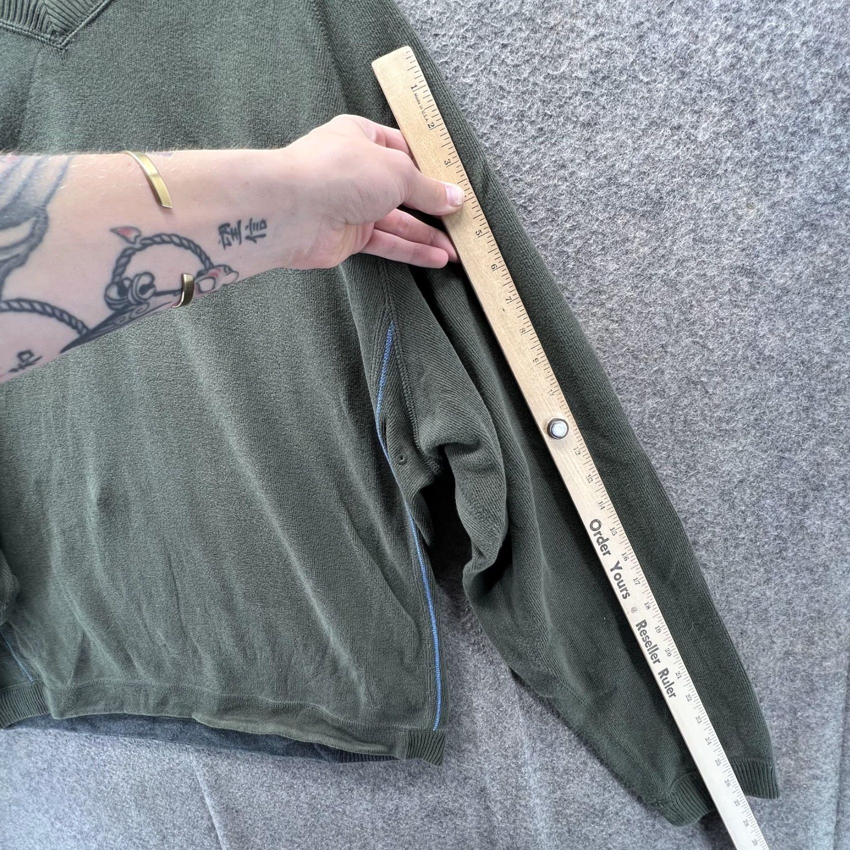 Tommy Bahama Tommy Bahama Sweater Mens XL Green V Neck Pullover Cotton Knit Reversible Knit, Solid, Raglan, Long Sleeve, Casual, Fall Winter Spring, Mens Size US XL / EU 56 / 4 - 6 Thumbnail