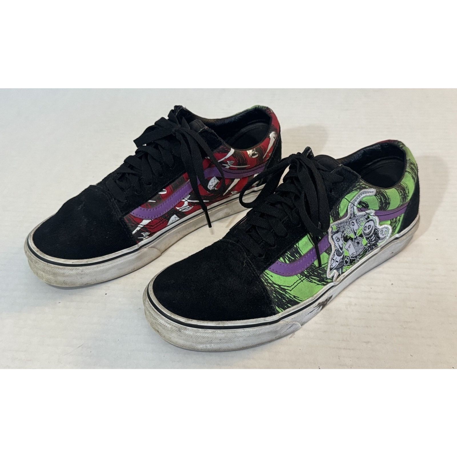 Vans VANS Disney Old Skool Nightmare Before Christmas 9.5/11 Size US 8.5 / IT 38.5 - 1 Thumbnail