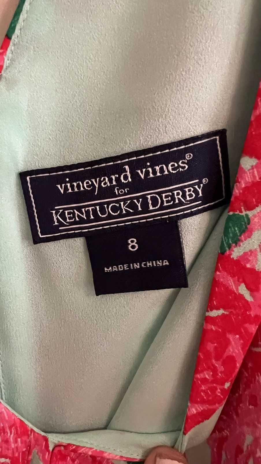 Vineyard Vines Vineyard Vines for Kentucky Derby, Sz 8, Silk, Roses Size M / US 6-8 / IT 42-44 - 5 Thumbnail