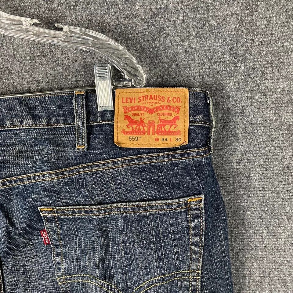 Levi's Levi's Jeans Men's 44x30 559 Denim Zipper Fly Cotton Adults Size US 44 / EU 60 - 6 Thumbnail