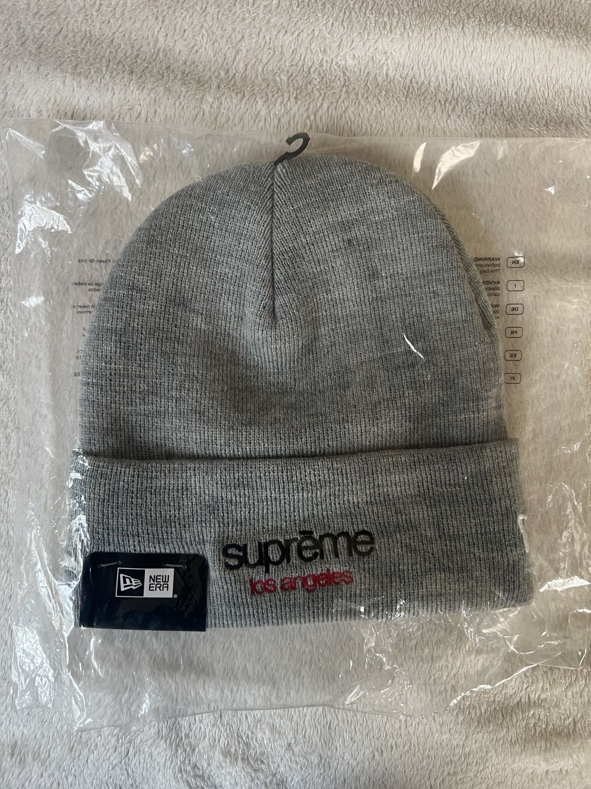 Supreme Supreme x New Era Classic Logo Shop Beanie - LA Exclusive Size ONE SIZE - 3 Thumbnail