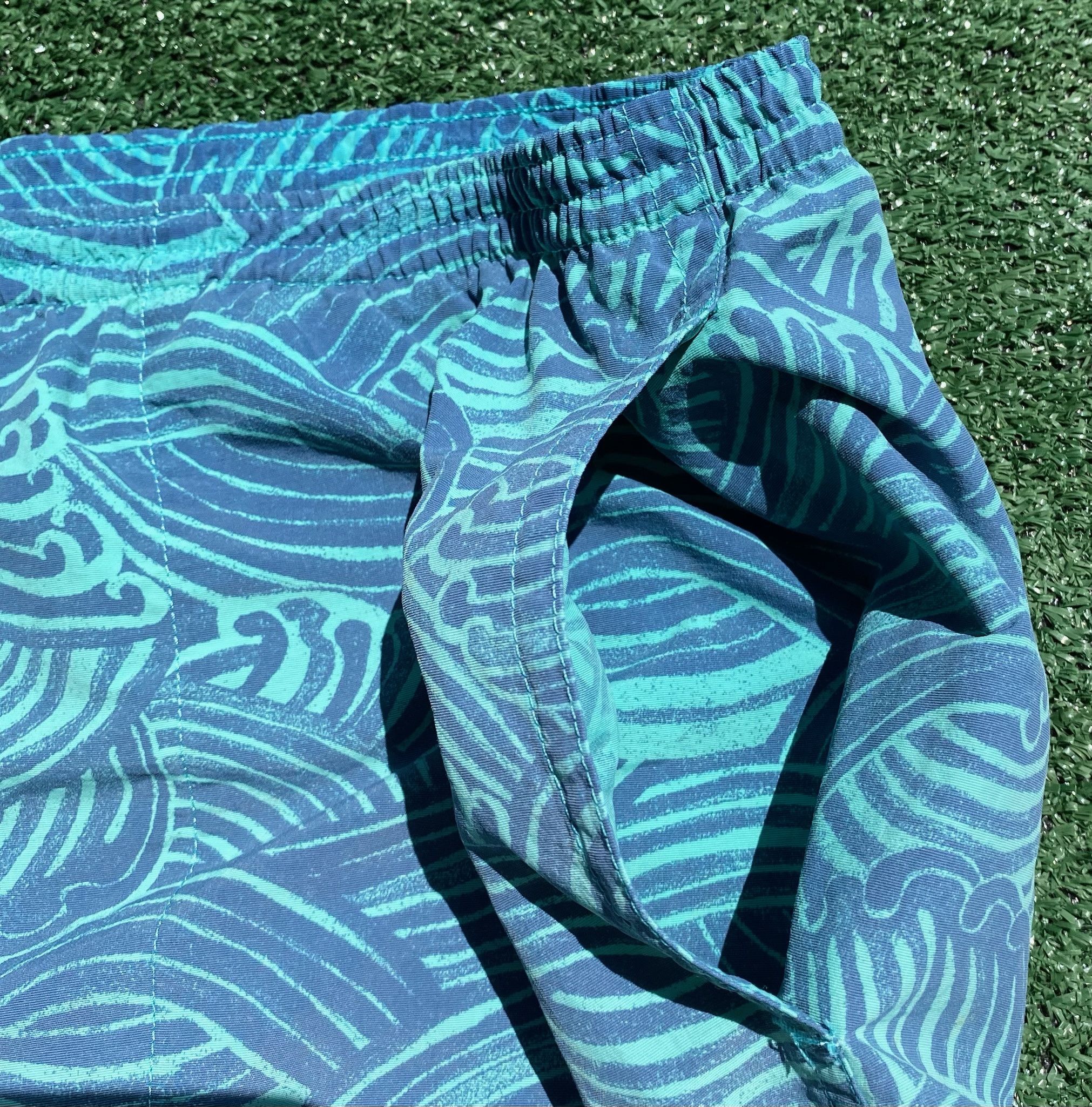 Patagonia Patagonia Baggies Wave Patterned Lined Shorts Men’s Size XL Size US 40 / EU 56 - 3 Thumbnail
