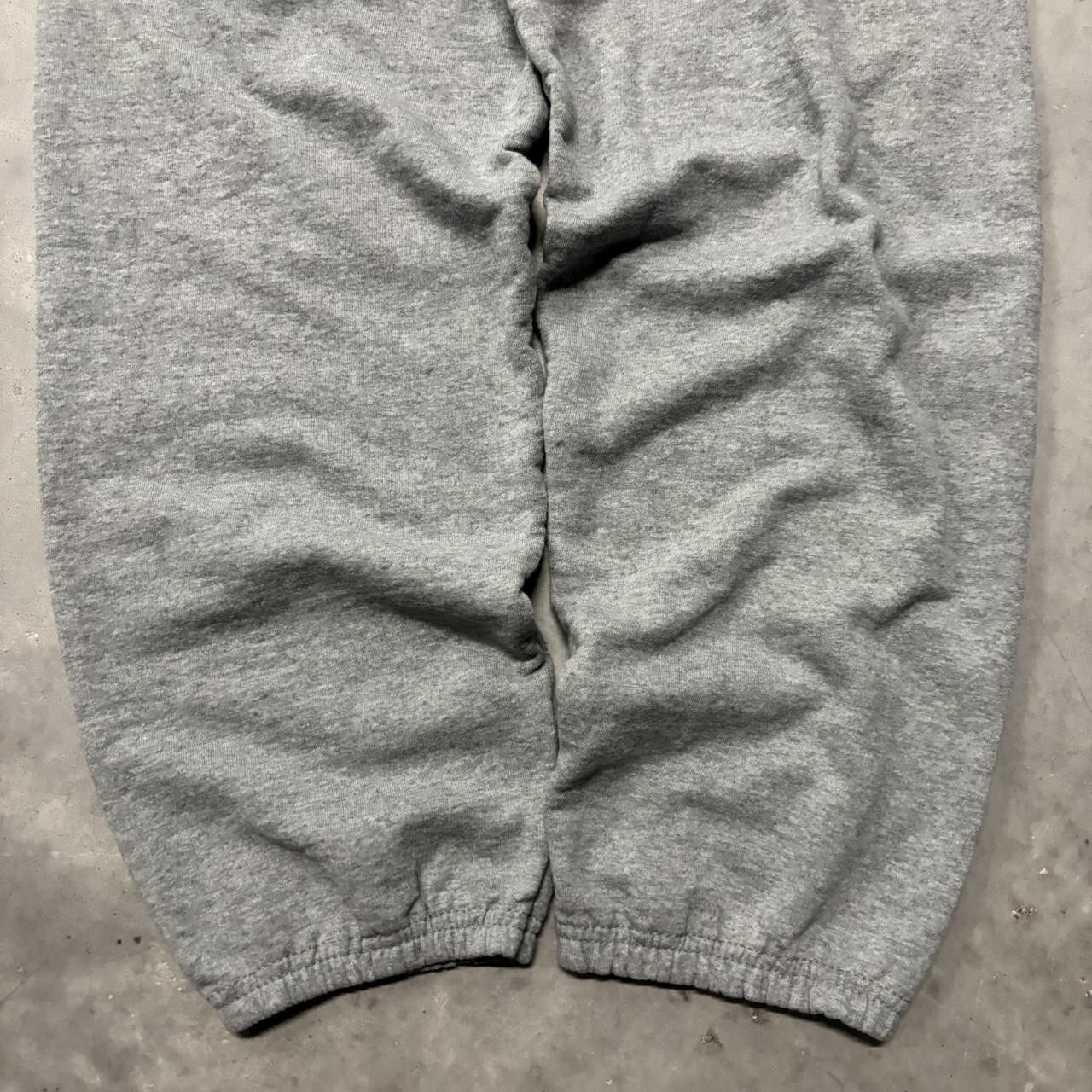 Japanese Brand × Vintage Crazy Vintage Y2K/2000s Light Grey Essential Sweatpants! Size US 30 / EU 46 - 5 Thumbnail