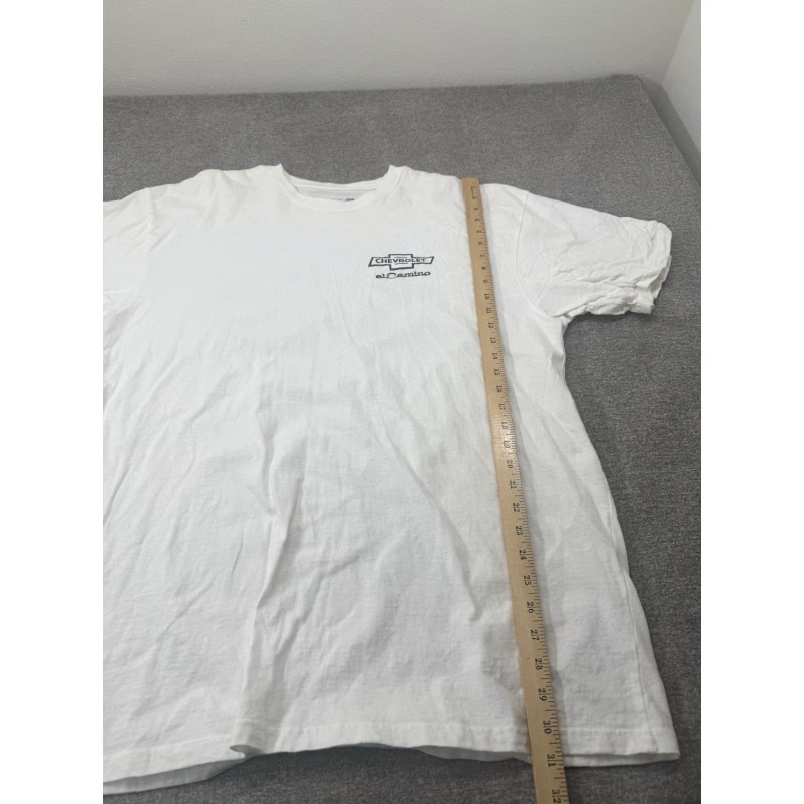Vintage VINTAGE Chevy 375 Turbo-Jet Shirt Mens 2XL Muscle Car Graphic Tee Short Sleeve White Black 90s Cars Mens Size US XXL / EU 58 / 5 - 6 Thumbnail