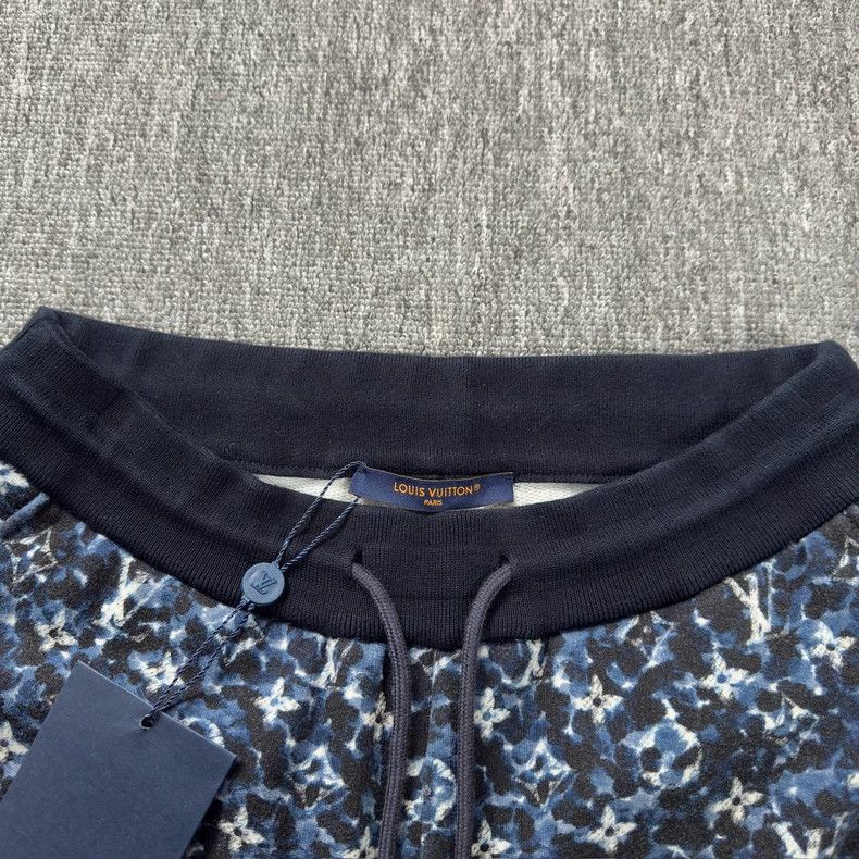 Louis Vuitton Louis Vuitton size s Tapestry Full of Logo Shorts 2501-Next Size US 28 / EU 44 - 3 Thumbnail
