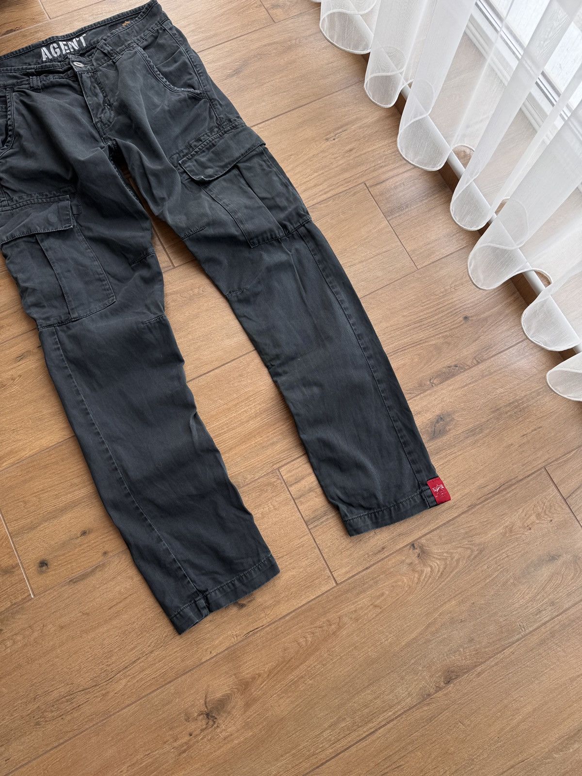 Alpha Industries × Vintage Vintage Alpha Industries Black Streetwear Cargo Pants Size US 32 / EU 48 - 2 Thumbnail