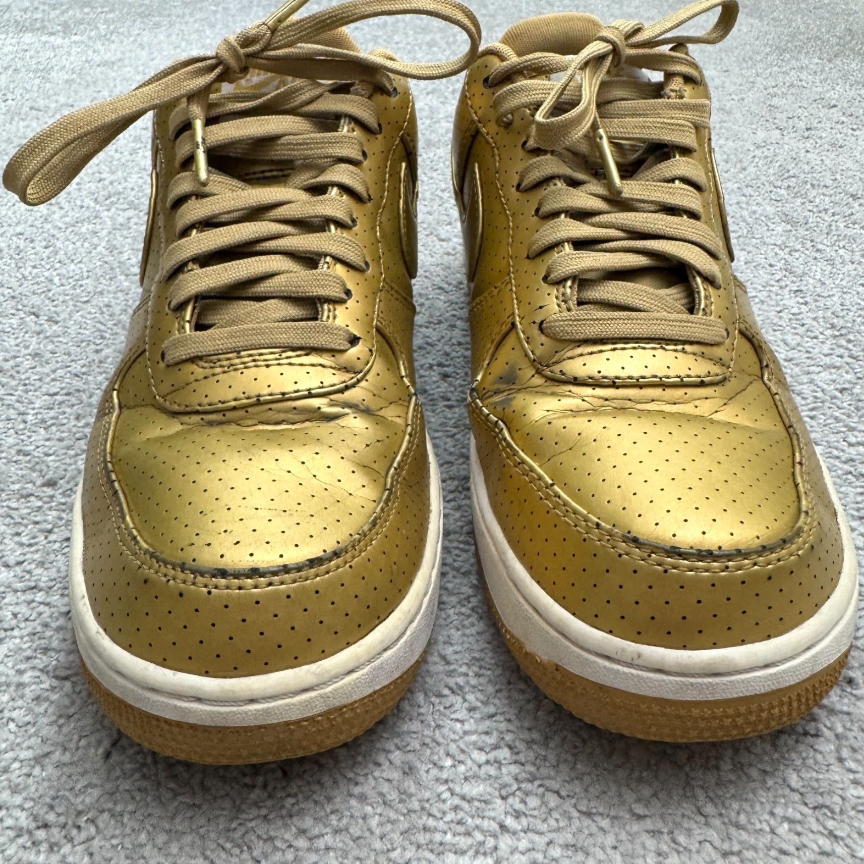 Nike Nike Air Force 1 Low Top Gold Perforated Leather Sneaker Shoes Womens US 9 UK 8 Size M / US 6-8 / IT 42-44 - 4 Thumbnail