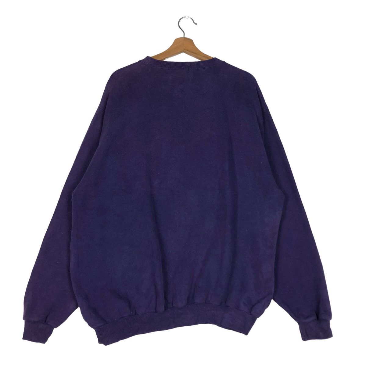 Japanese Brand 🔥Vintage Anies Valentino Sweatshirt Crewneck Cartoon Big Size US L / EU 52-54 / 3 - 9 Thumbnail