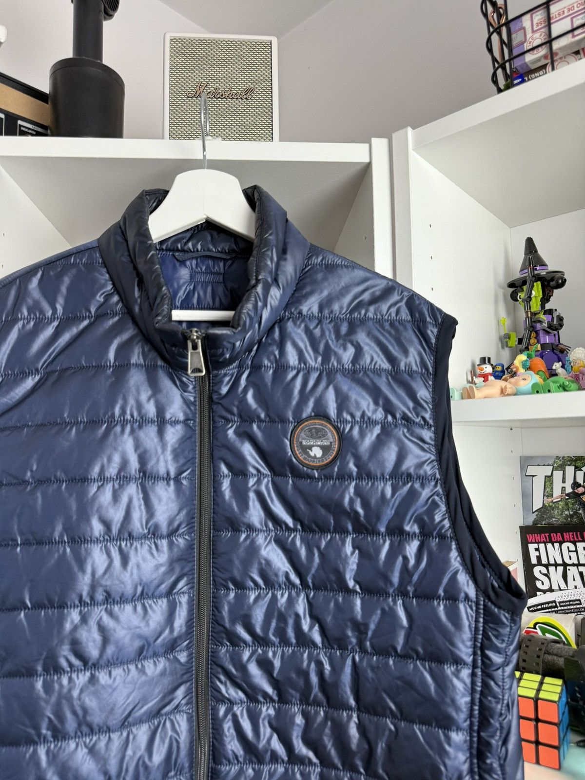 Designer × Napapijri Napapijri lightweight puffer vest XL gorpcore outdoor gilet Size US XL / EU 56 / 4 - 4 Thumbnail