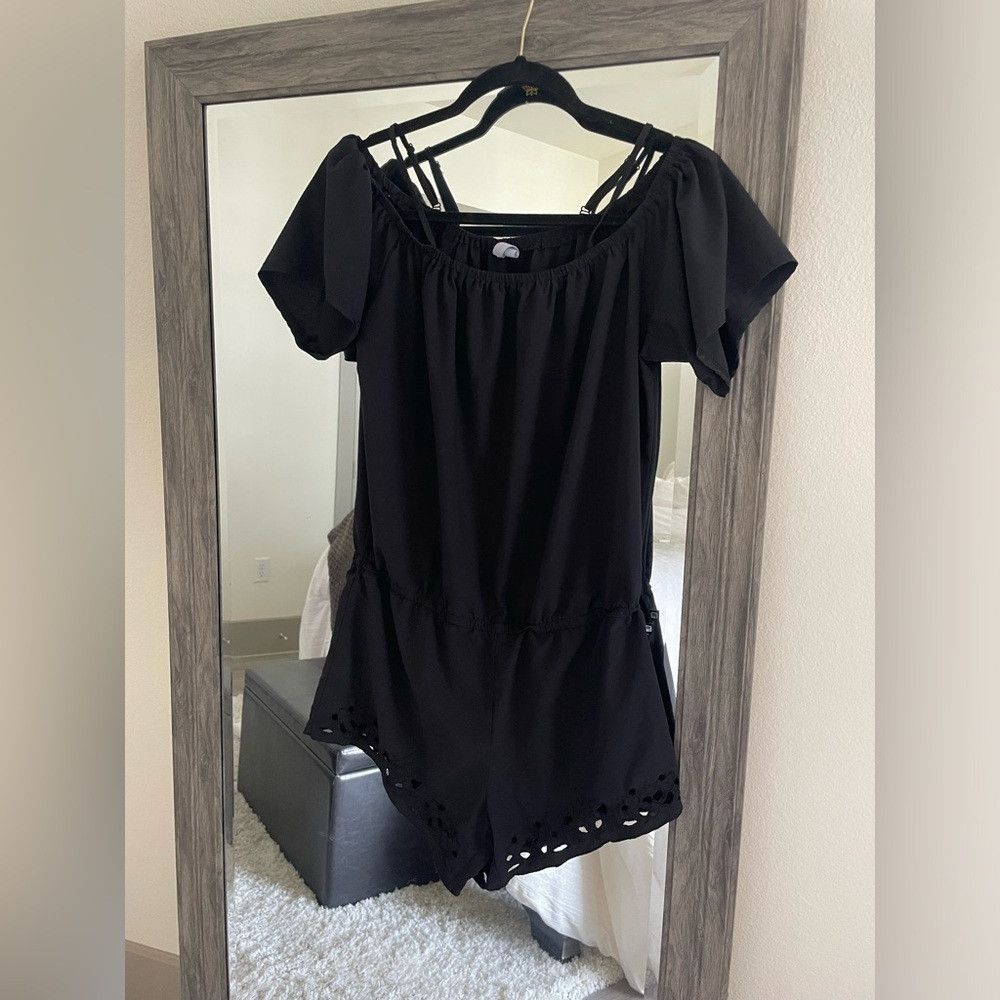 Fabletics Fabletics black soft romper Size 26" / US 2 / IT 38 - 1 Thumbnail