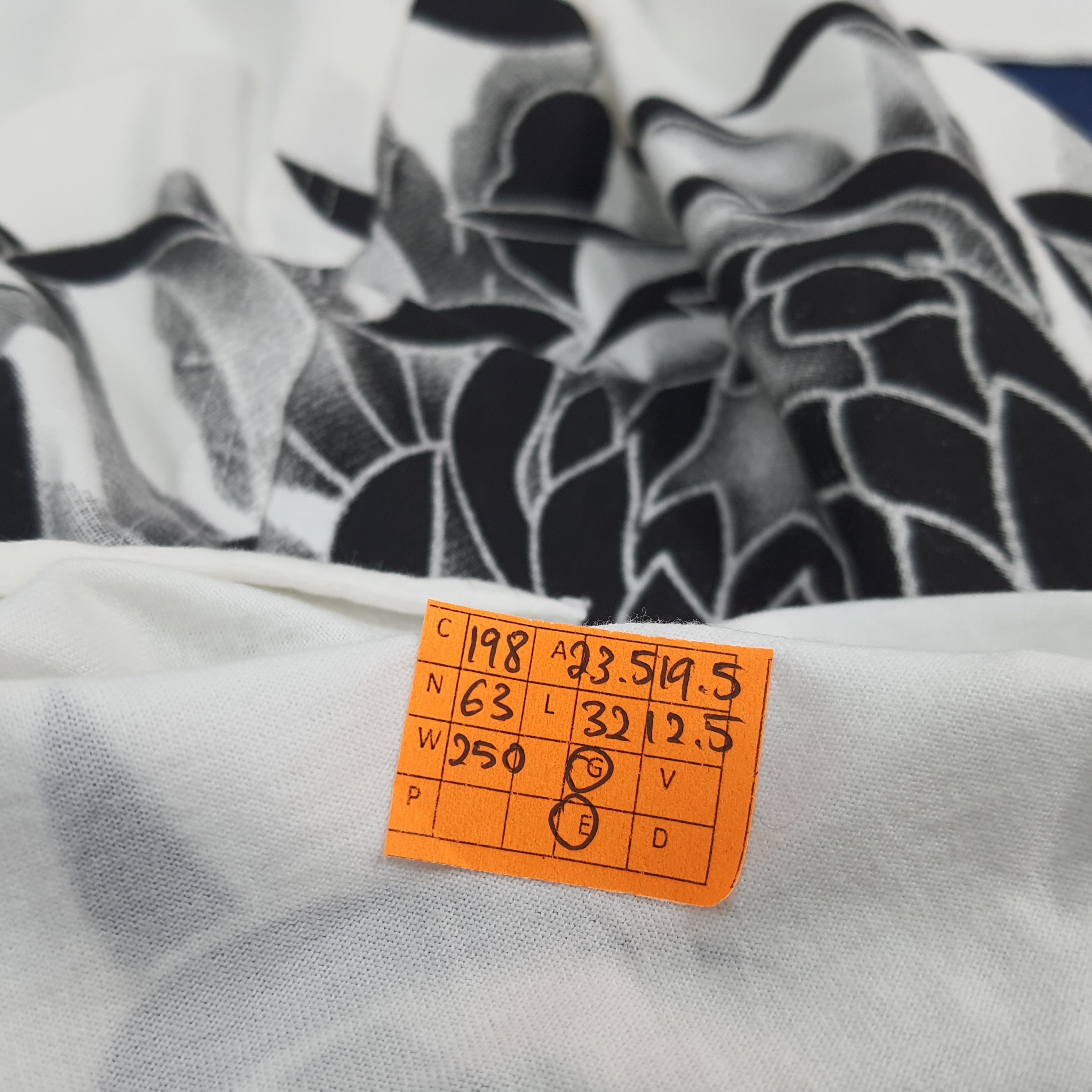 Japanese Brand × Vintage × Yohji Yamamoto Vintage S'yte by Yohji Yamamoto Japan Brand Designer Tshirt Size XL / US 12-14 / IT 48-50 - 9 Thumbnail