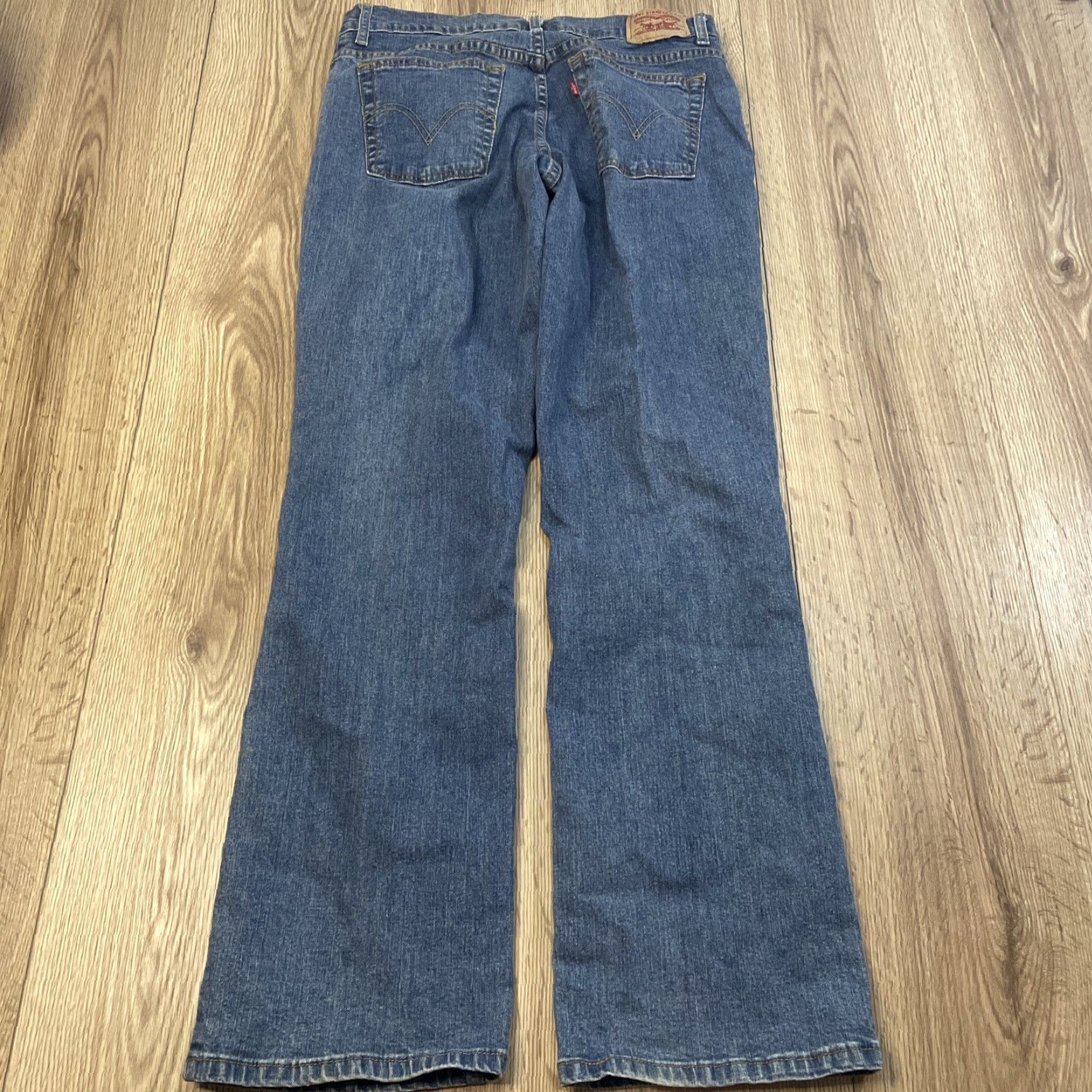 Levi's Levi's 550 Jeans Women's 12M Blue Denim Relaxed Bootcut 5-Pocket Regular Size Type Jeans Size 34" / US 12 / IT 48 - 6 Thumbnail