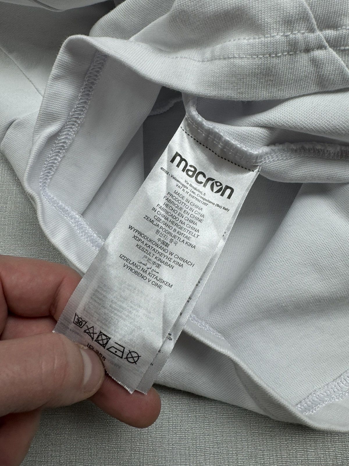 Macron Men’s Macron BATH Rugby Long Sleeve Dyson Shirt size L Size US L / EU 52-54 / 3 - 5 Thumbnail
