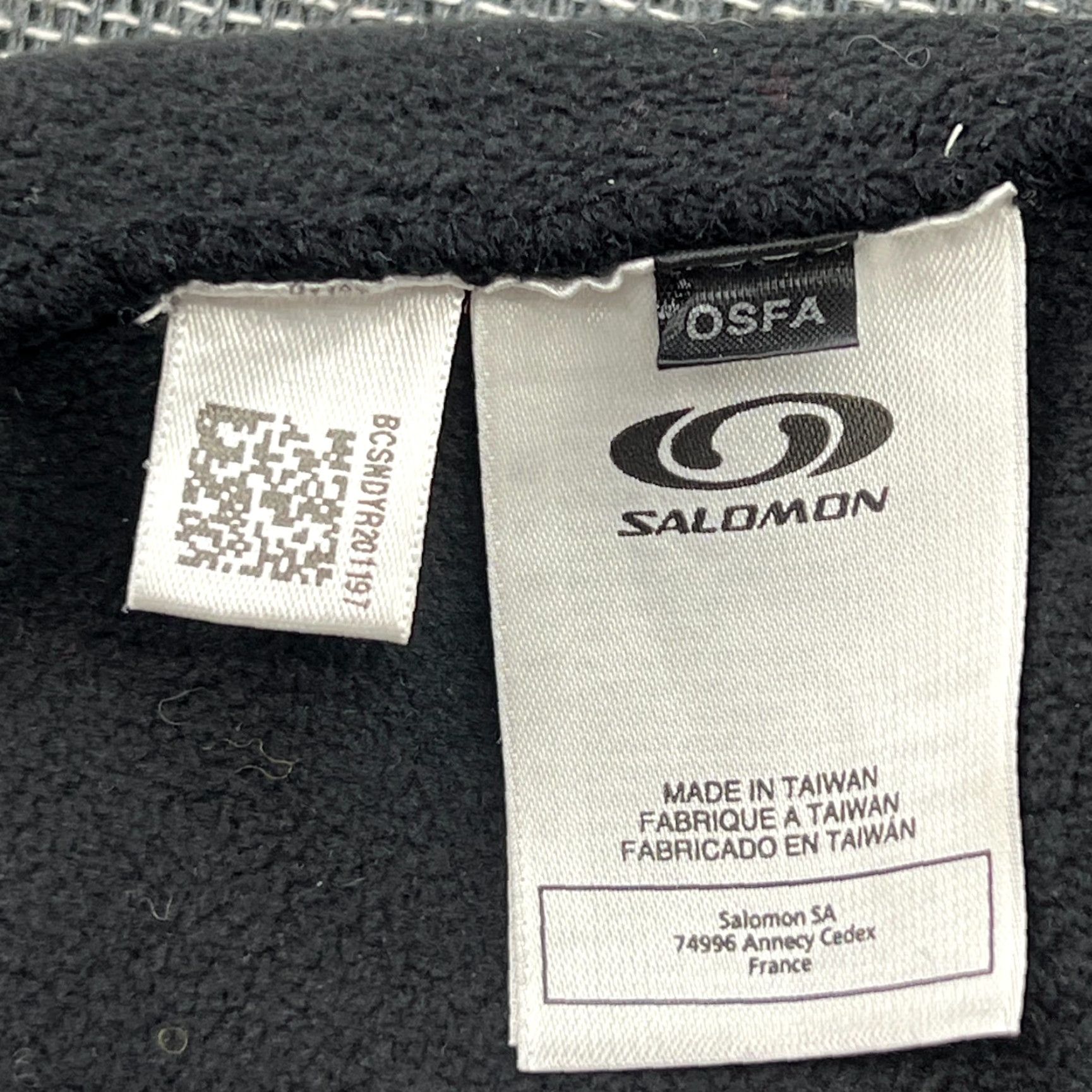 Salomon VINTAGE Salomon Beanie Hat One Size Black Insulated Embroidered Spellout - Thermal Knit Unisex Adults Beanie Mens Womens Size ONE SIZE - 6 Thumbnail