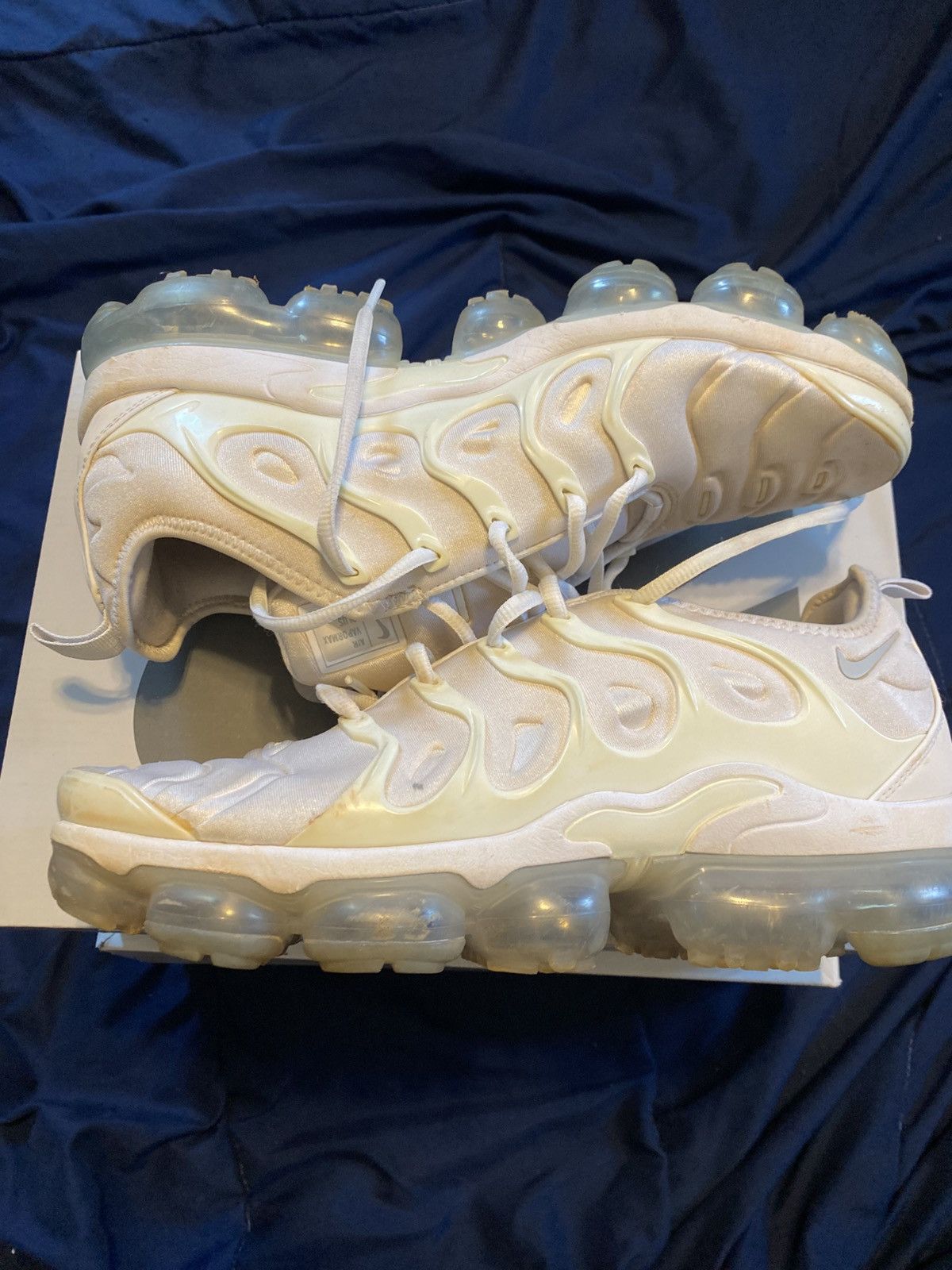 Nike Nike Vapormax Plus White Size US 9.5 / EU 42-43 - 1 Thumbnail