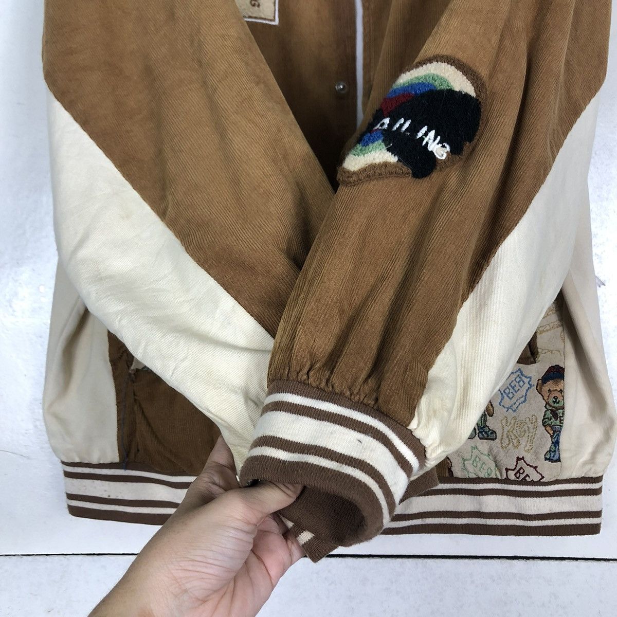 Cartoon Network 🔥VINTAGE BOMBER JACKET HOOK CARTOON BIG LOGO OVER PRINT Size US L / EU 52-54 / 3 - 15 Thumbnail