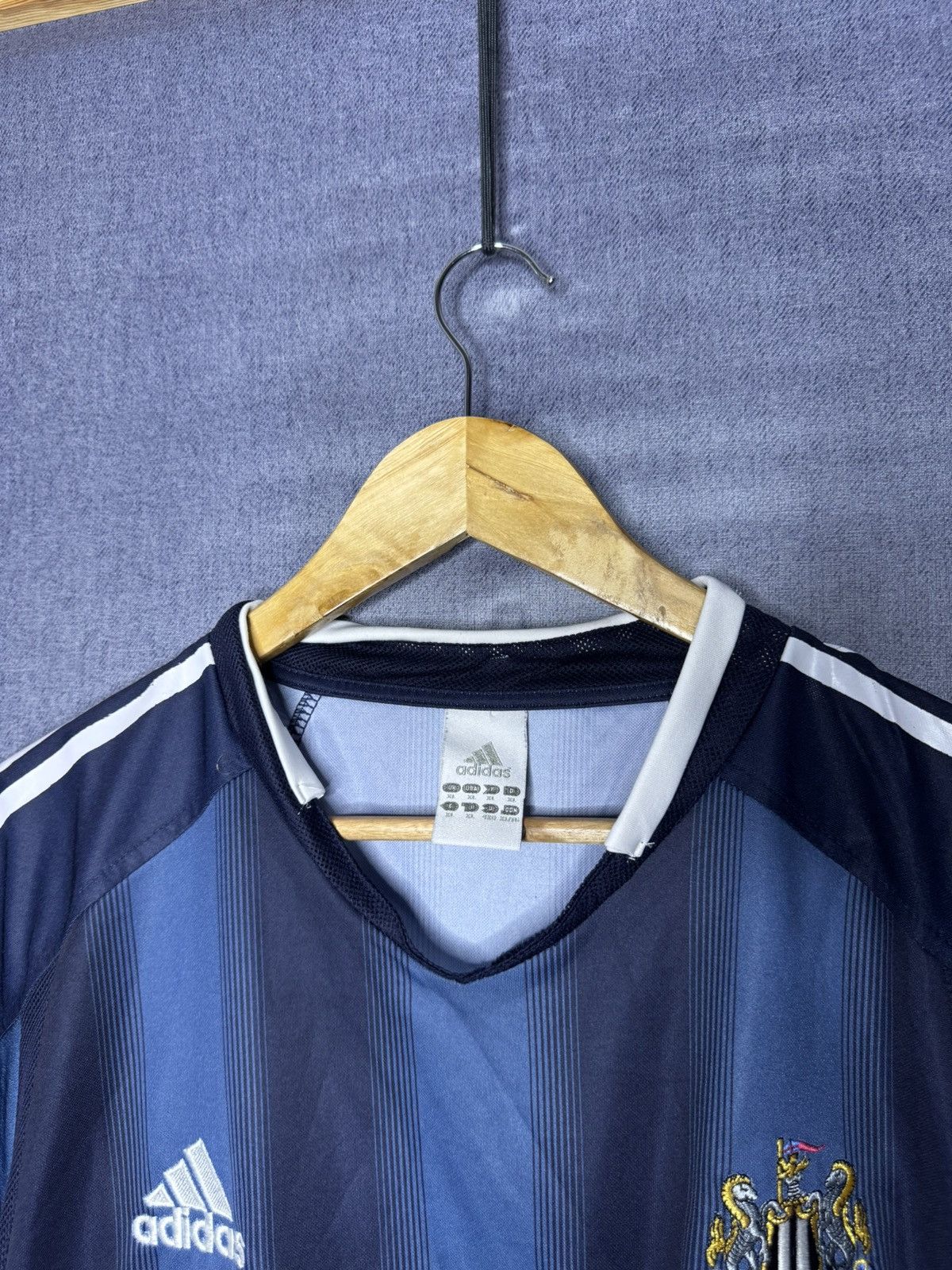 Adidas Vintage Adidas New Castle United Jersey 2004/2005 Away Retro Size US XL / EU 56 / 4 - 4 Thumbnail