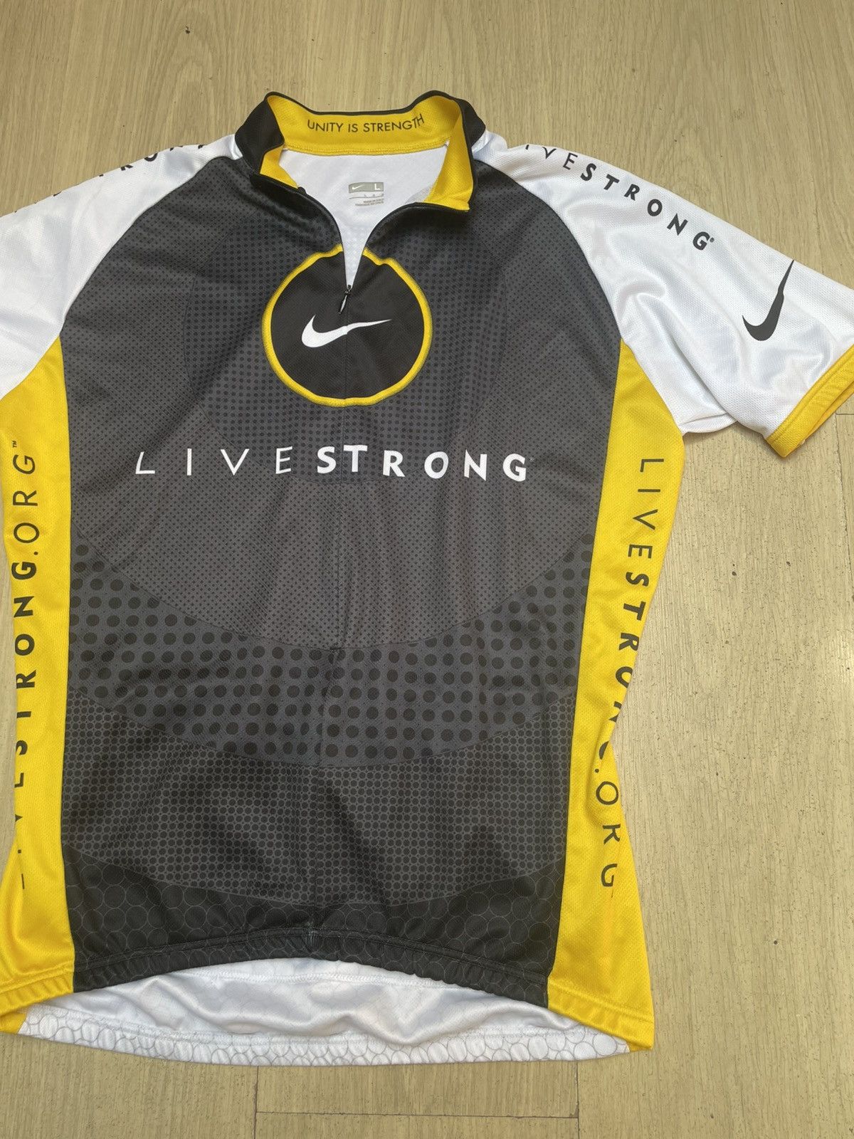 Nike Nike livestrong bike archive made in Italy vintage 90s rare Size US M / EU 48-50 / 2 - 4 Thumbnail