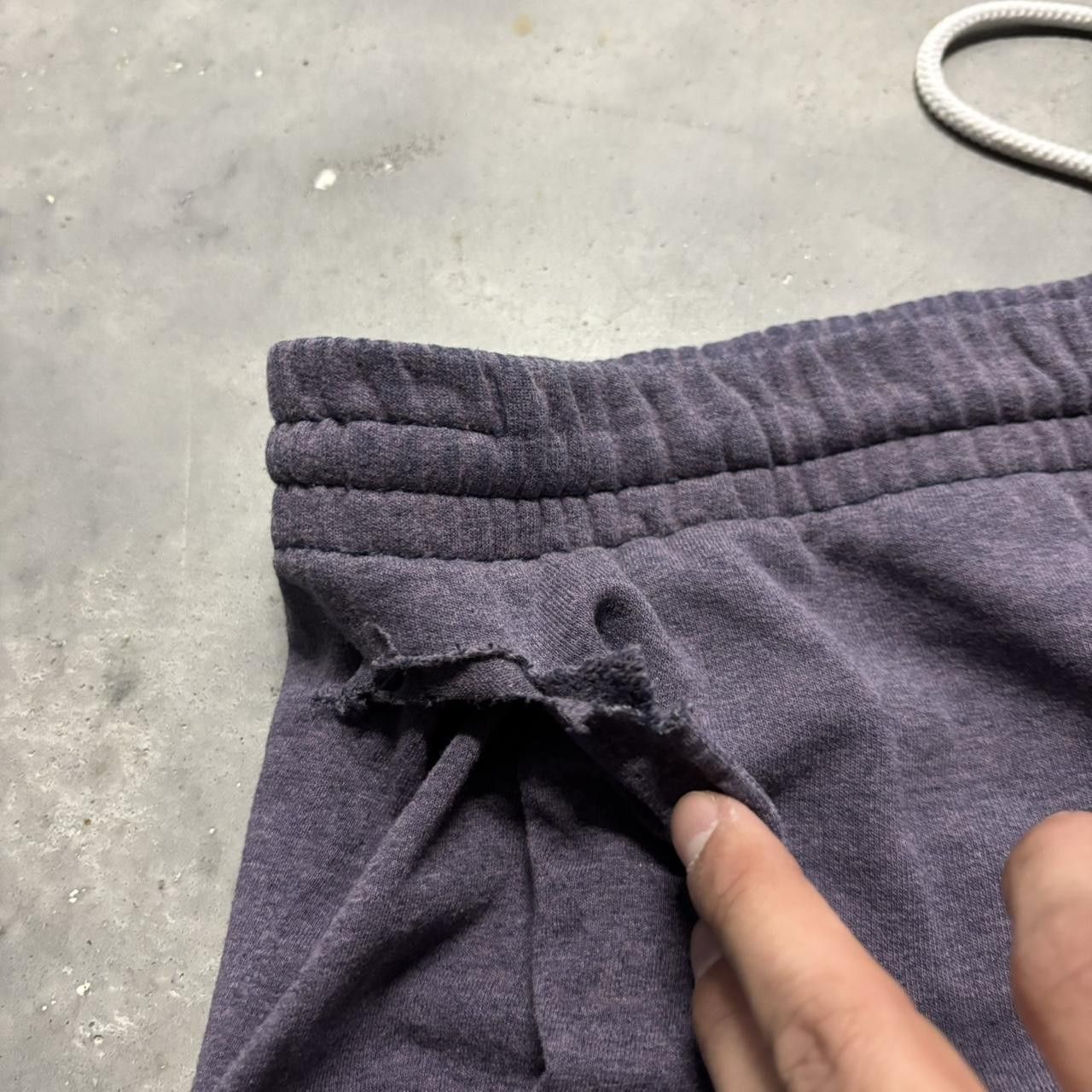 Japanese Brand × Vintage Crazy Vintage Y2K/2000s Baggy Faded Purple Skater Essential Sweatpants! Size US 36 / EU 52 - 6 Thumbnail