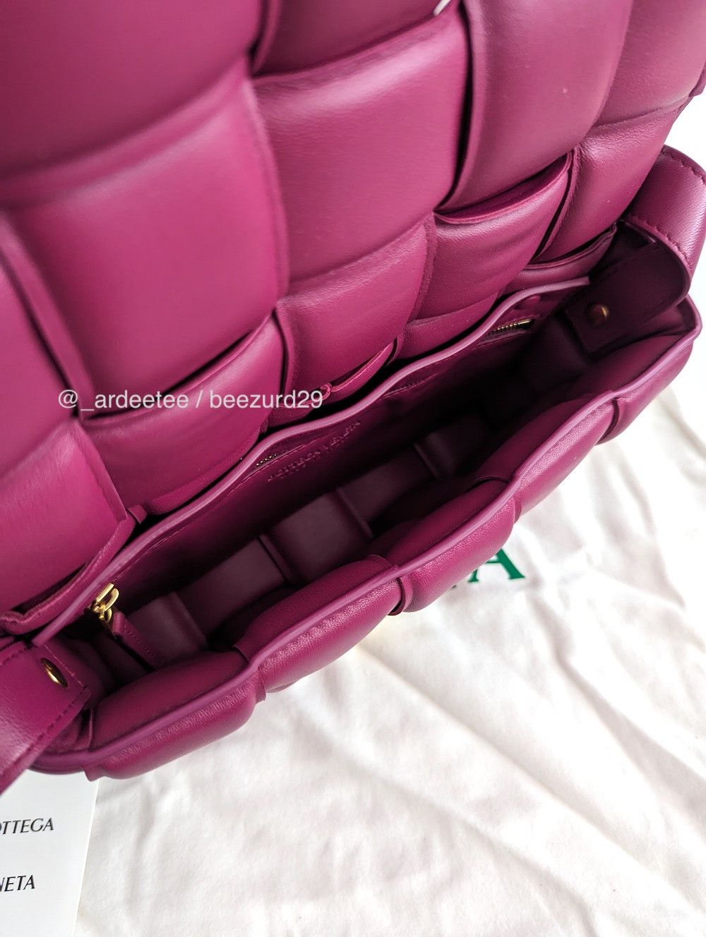 Bottega Veneta *NEW* PADDED LEATHER CASSETTE BAG CINNABAR $4,500 Size ONE SIZE - 13 Thumbnail