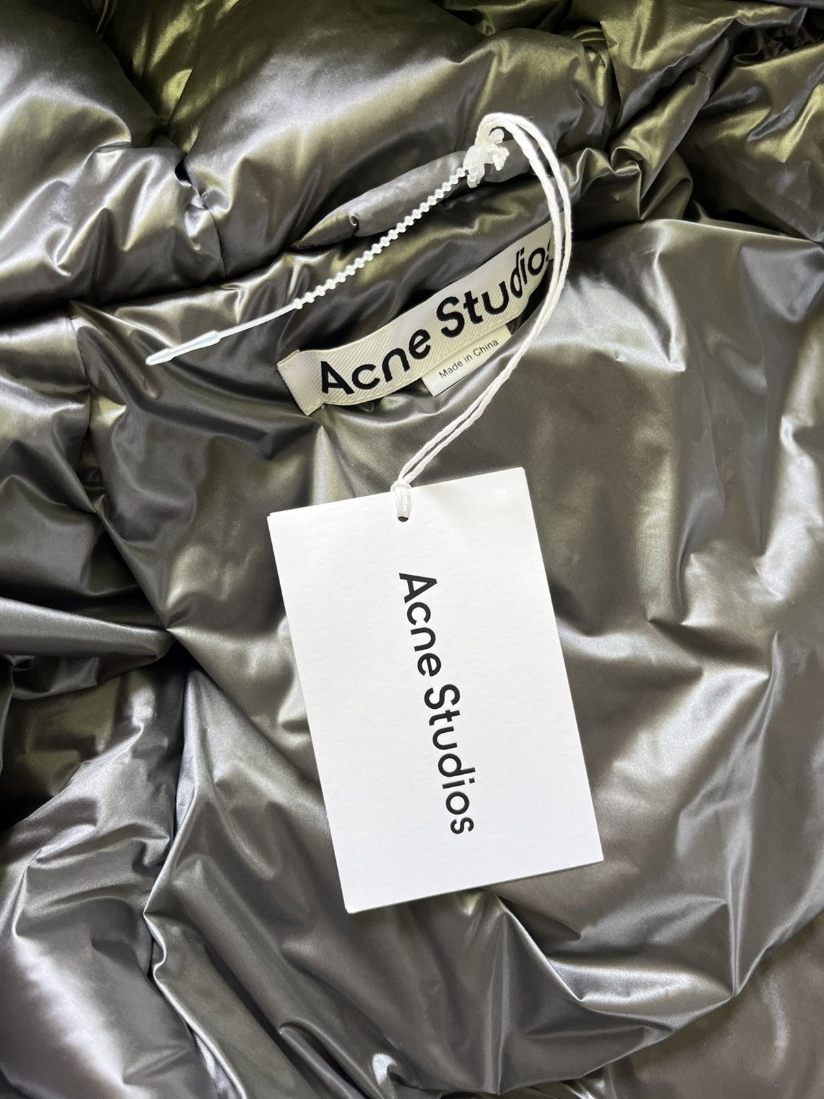 Acne Studios Acne Studios puffer jacket AW/22 Size US L / EU 52-54 / 3 - 14 Thumbnail