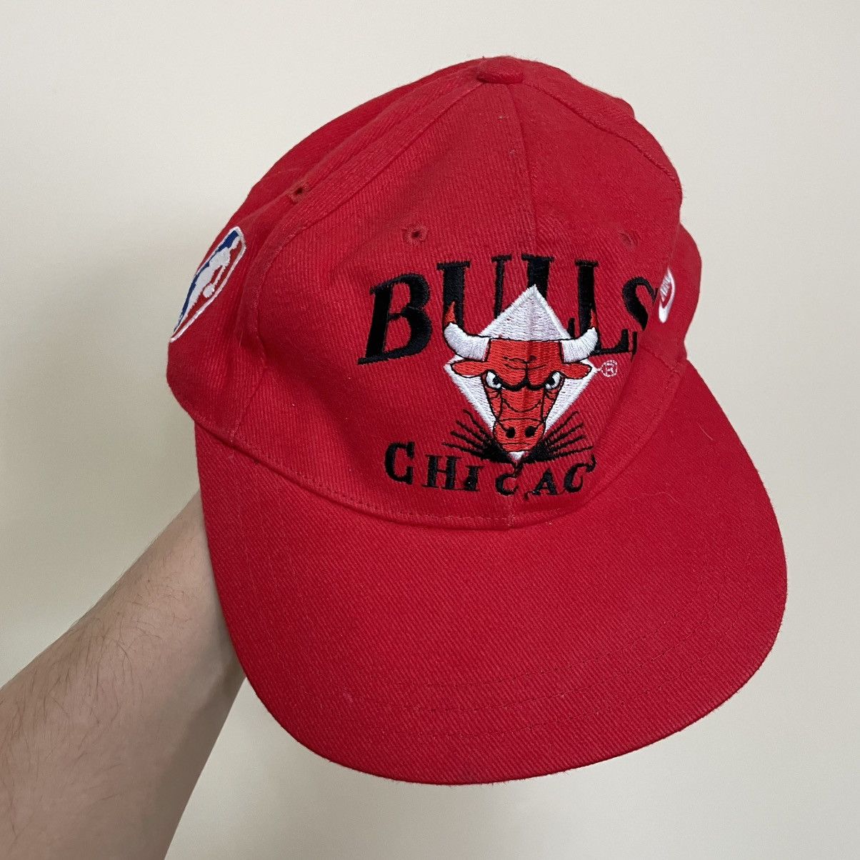 NBA × Nike Rare Vintage 90s NBA Chicago Bulls nike cap hat Size ONE SIZE - 4 Thumbnail