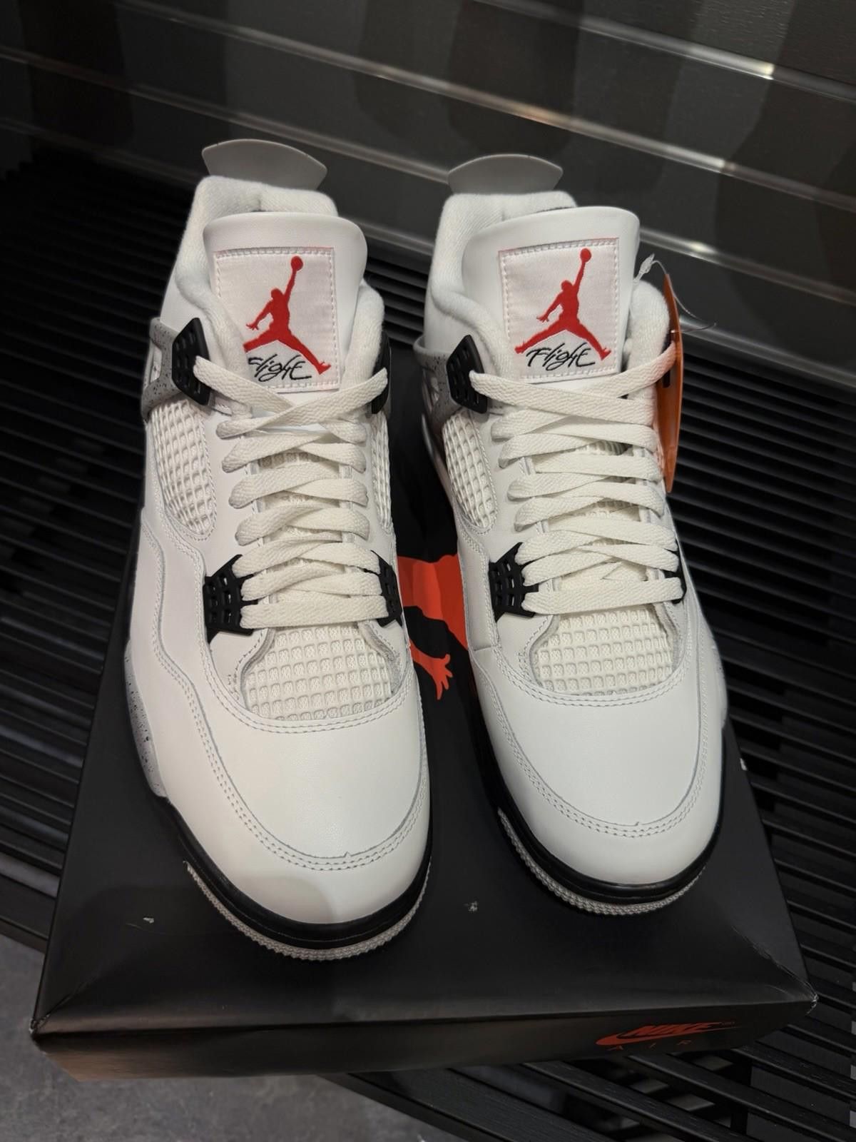 Jordan Brand Mens Size 11.5 Nike Air Jordan 4 Retro OG White Cement New Size US 11.5 / EU 44-45 - 7 Thumbnail