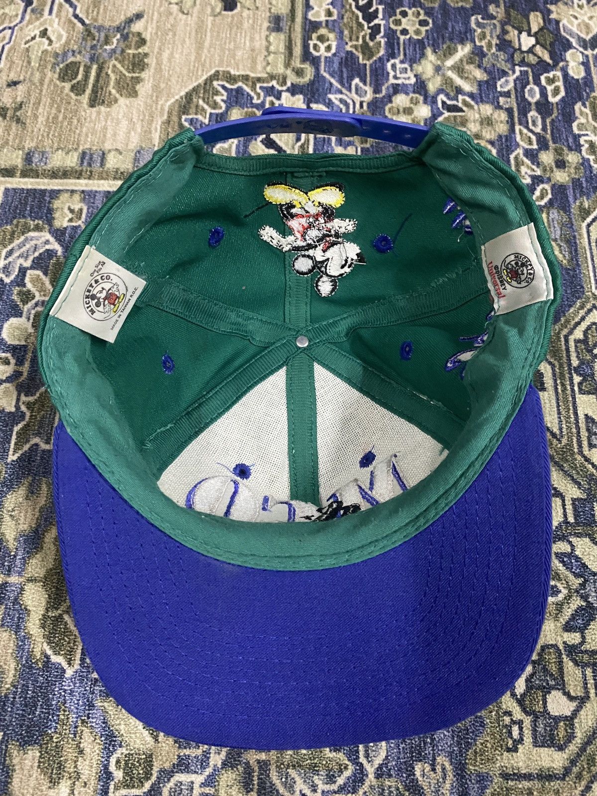 Disney × Vintage Vintage Disney Mickey & Co Snapback Hat Size ONE SIZE - 8 Thumbnail