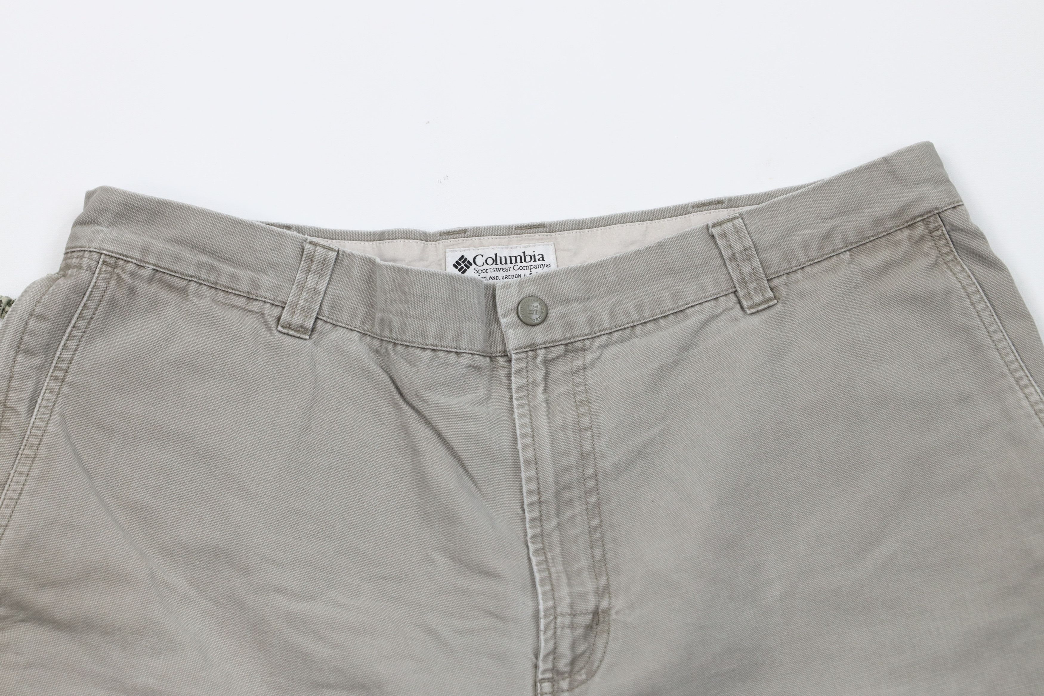 Columbia Vintage Columbia Spell Canvas Trekking Shorts Gray Cotton Size US 38 / EU 54 - 2 Thumbnail
