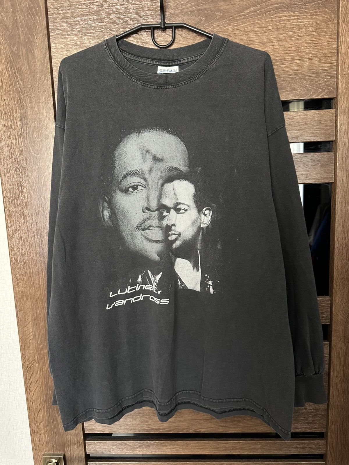 Band Tees Luther Vansross Vintage Band T-Shirt Tee Long Sleeve 90s Size US XL / EU 56 / 4 - 3 Thumbnail