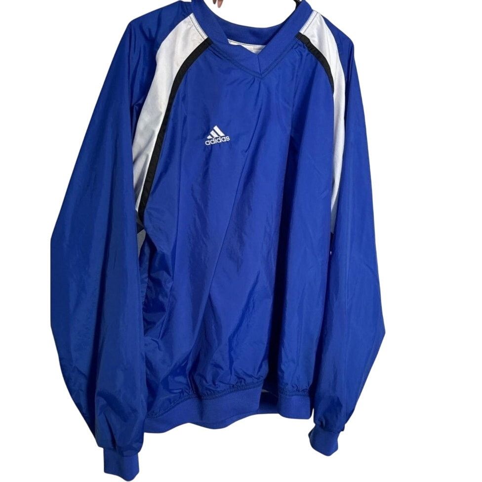 Adidas Vintage Adidas Windbreaker Blue V Neck Lined Pullover M Size US M / EU 48-50 / 2 - 1 Thumbnail