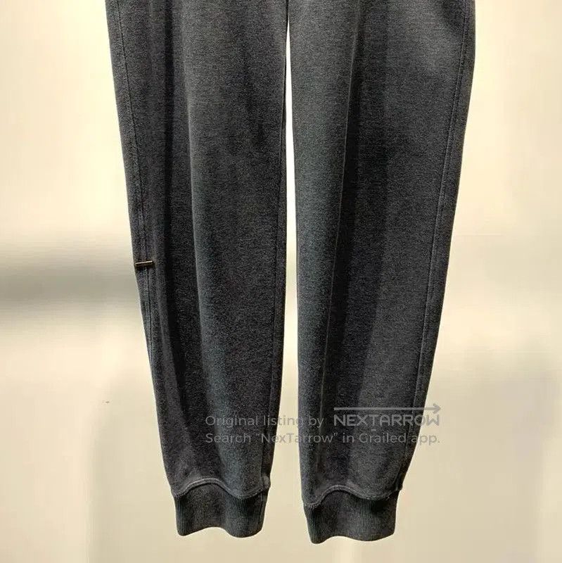 Louis Vuitton Louis Vuitton Men's Casual Pants in Gray . Size US 30 / EU 46 - 8 Thumbnail