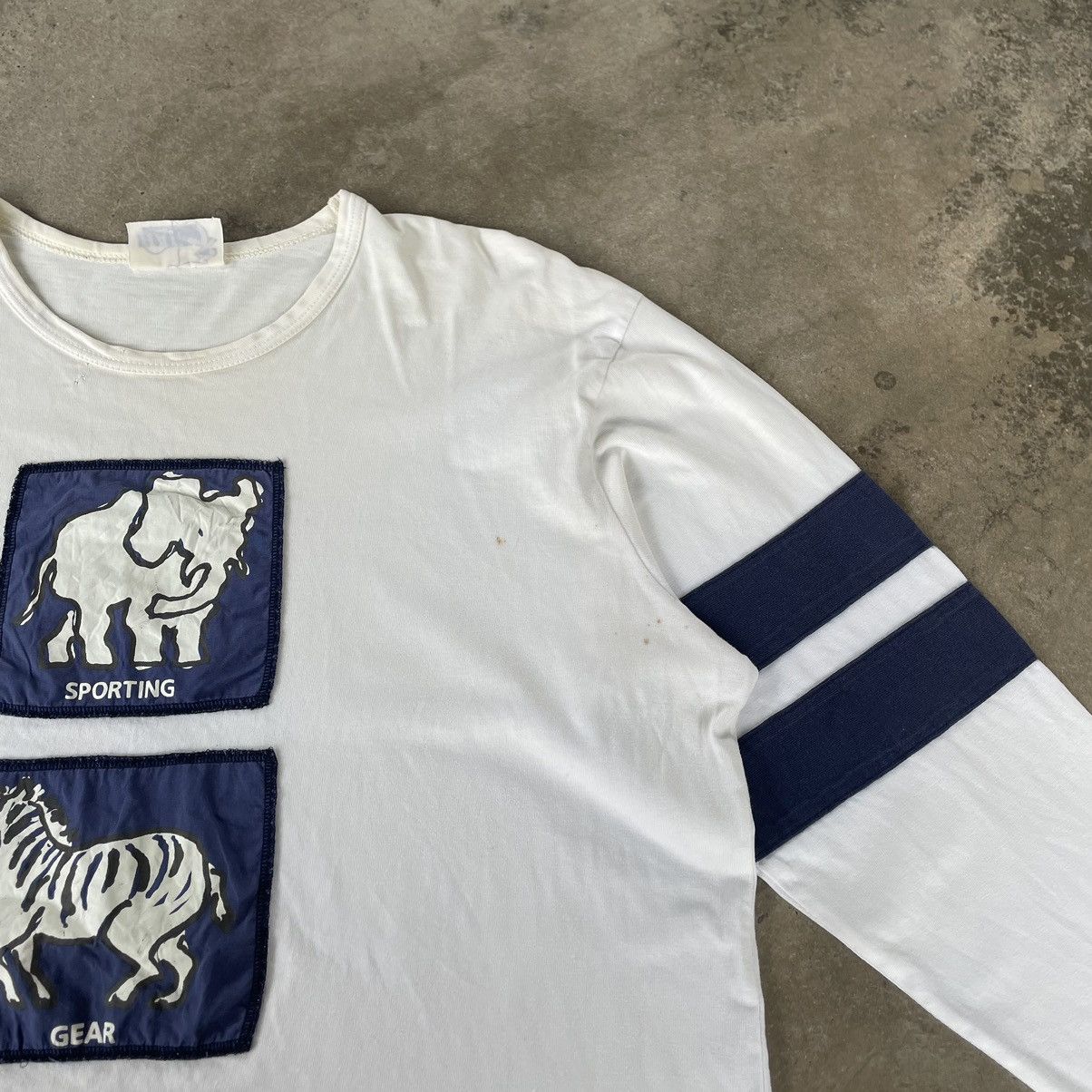 Hai Sporting Gear × Issey Miyake × Japanese Brand 🔥Trash🔥🇯🇵Hai Sporting Gear Graphic Animal Longsleeves Tee Size US L / EU 52-54 / 3 - 4 Thumbnail