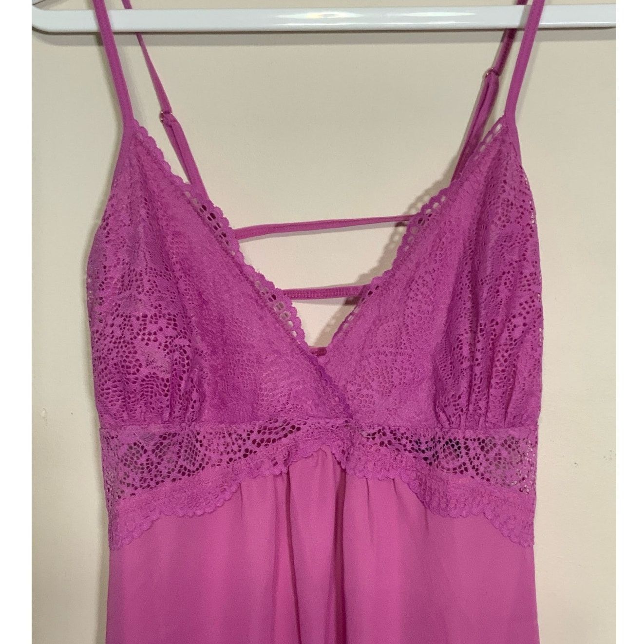 Unknown London INC Scalloped Lace Pink Lace Chiffon Lingerie Size M NWT Size M / US 6-8 / IT 42-44 - 3 Thumbnail