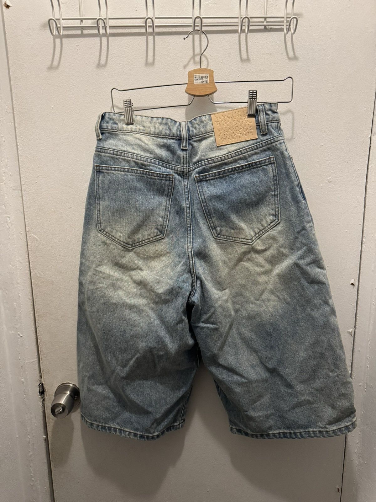 basketcase gallery basketcase gallery light washed jorts Size US 30 / EU 46 - 2 Thumbnail