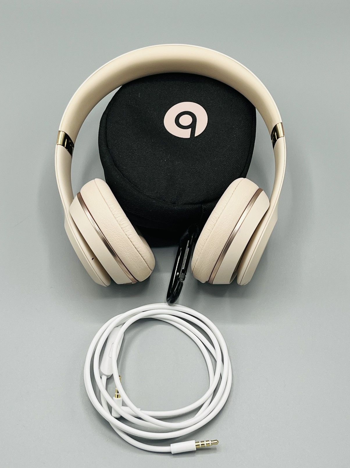 Beats By Dre Beats Solo 3 matte gold wireless headphones Size ONE SIZE - 8 Thumbnail