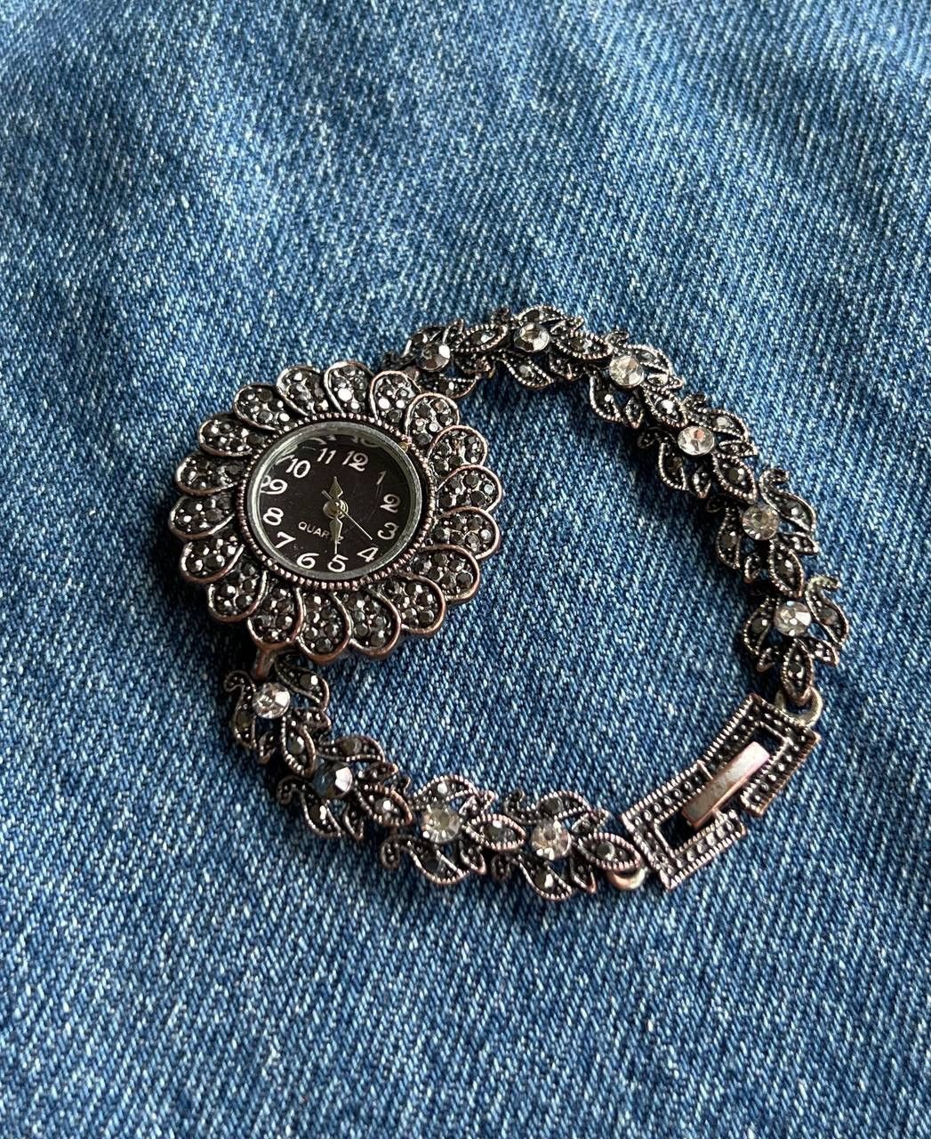 Japanese Brand × Vintage Vintage Japanese style futuristic Watch Size ONE SIZE - 1 Thumbnail