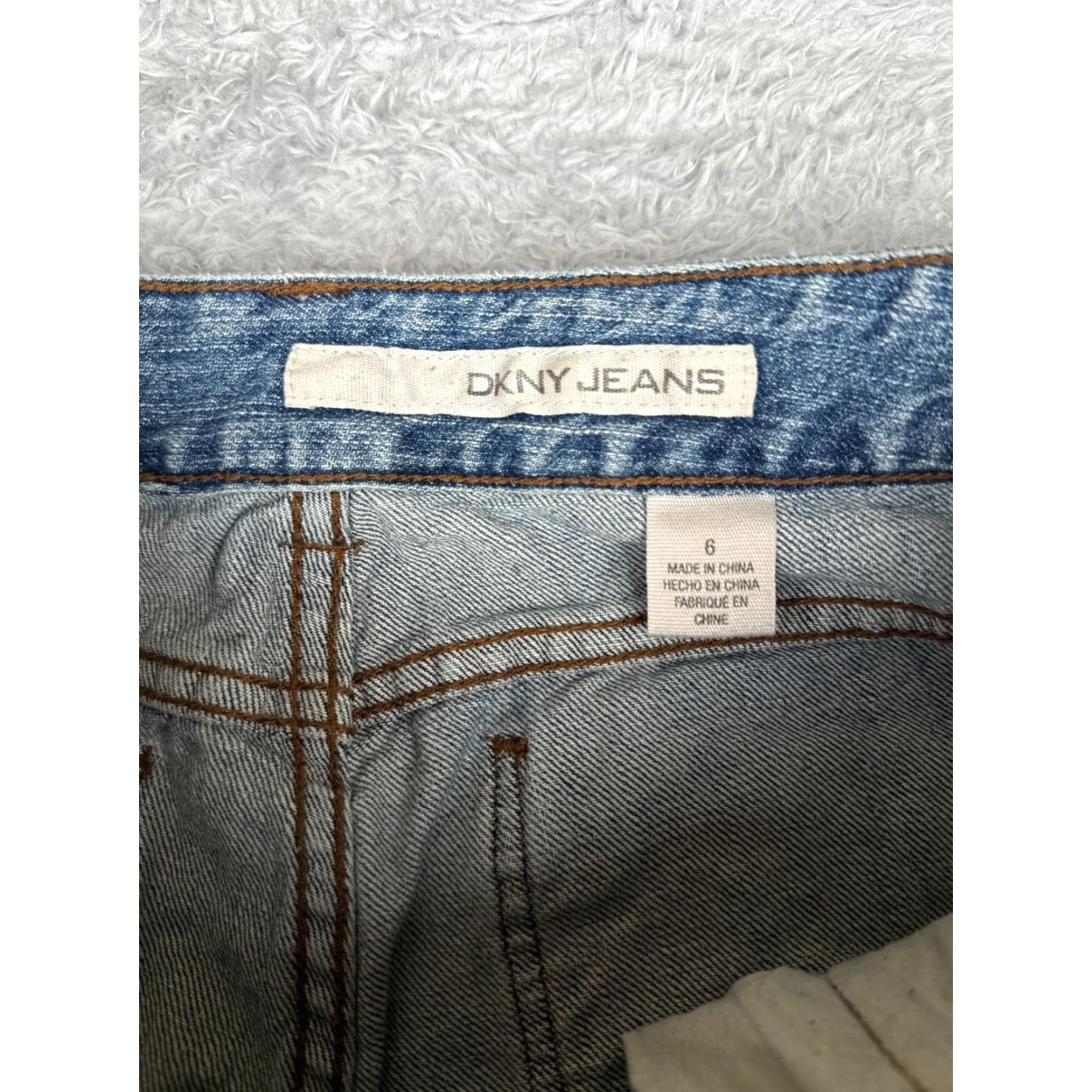 DKNY DKNY Jeans Women 6 Blue Denim Bootcut Medium Wash Mid Rise Cotton 28x30 Jeans Women 6 Blue Denim Bootcut Mid Rise 28x30 Size 28" / US 6 / IT 42 - 6 Thumbnail