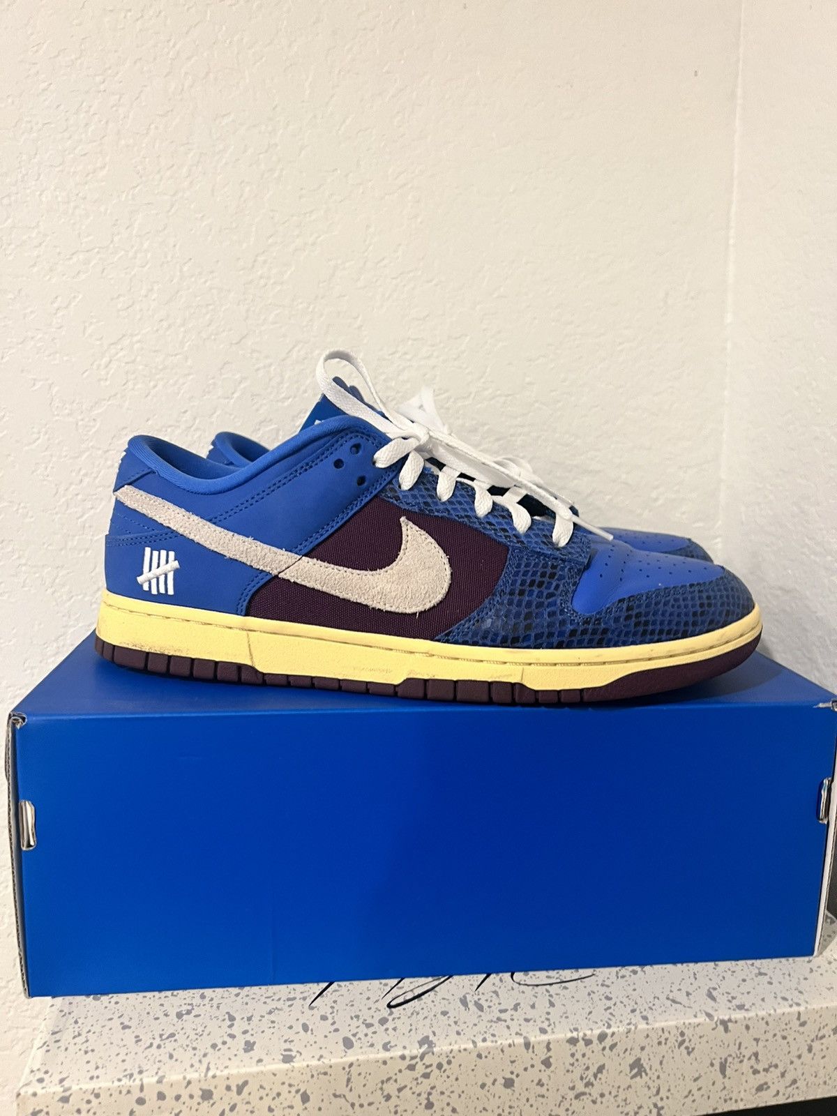 Nike × Undefeated Nike dunk low sp undefeated 5 Size US 11.5 / EU 44-45 - 3 Thumbnail