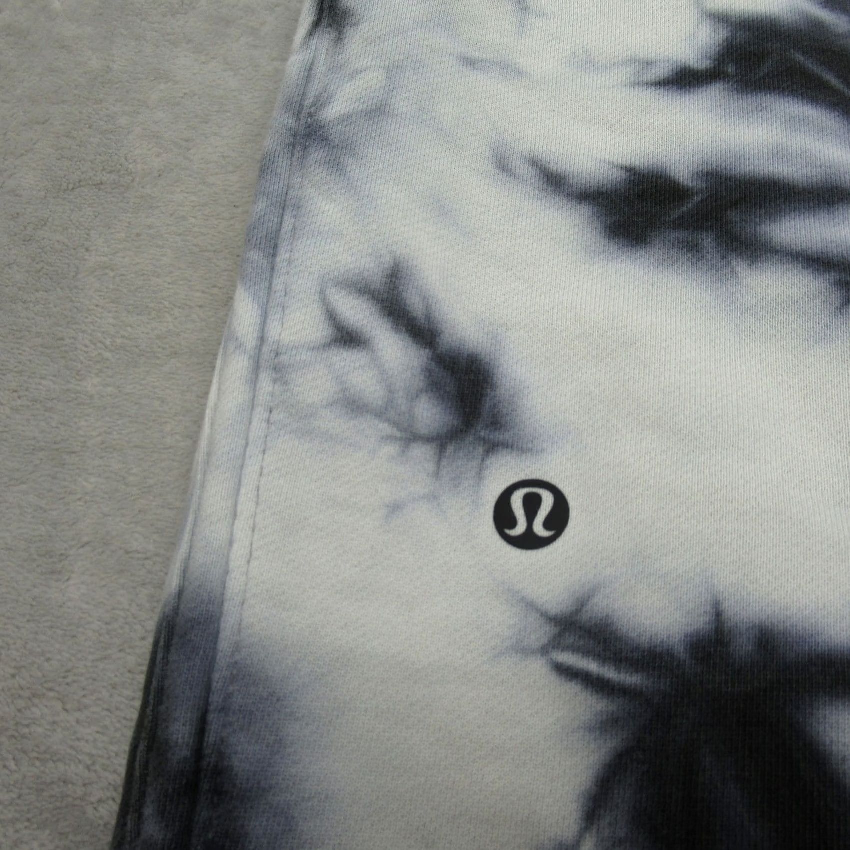 Lululemon Lululemon Pants Womens 12 Gray White Tie Dye Drawstring Waist Down Jogger 33x27 Size 34" / US 12 / IT 48 - 5 Thumbnail