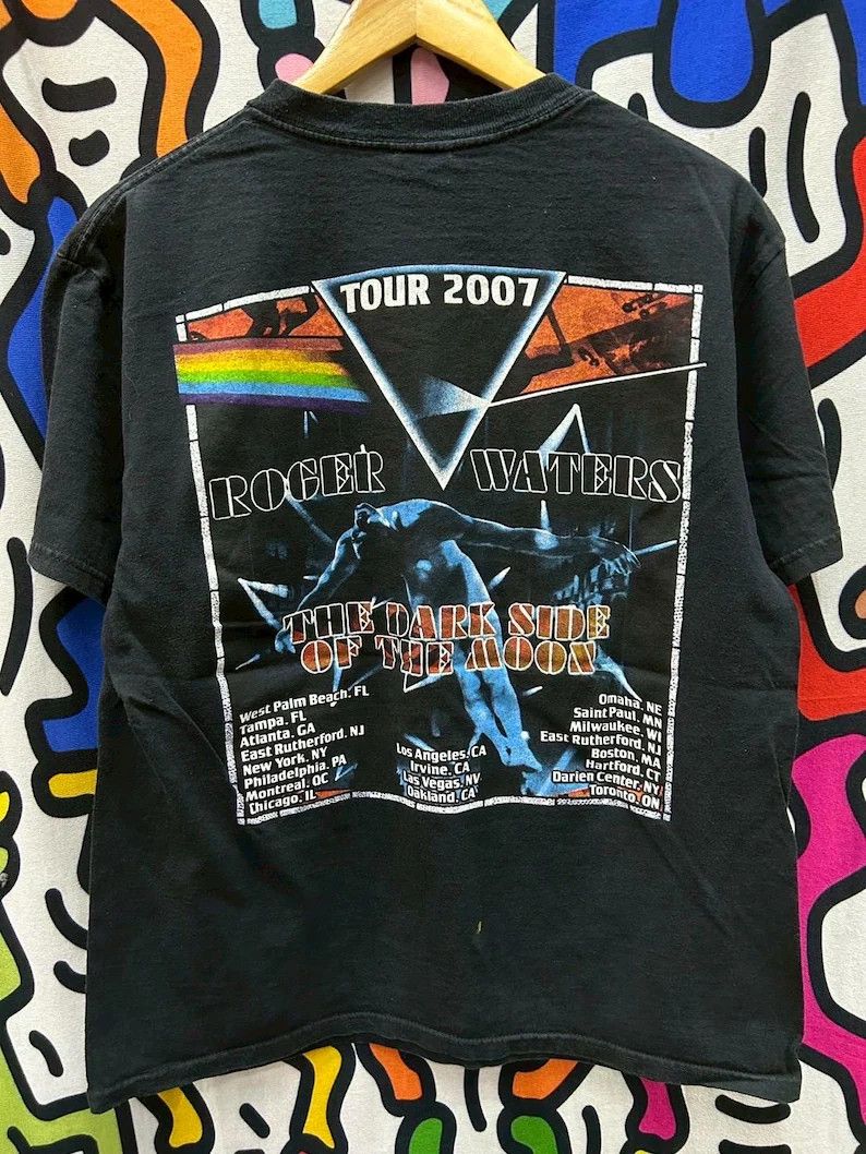 Pink Floyd Vintage 2000s Roger Waters Pink Floyd tshirt size L Size US L / EU 52-54 / 3 - 3 Thumbnail