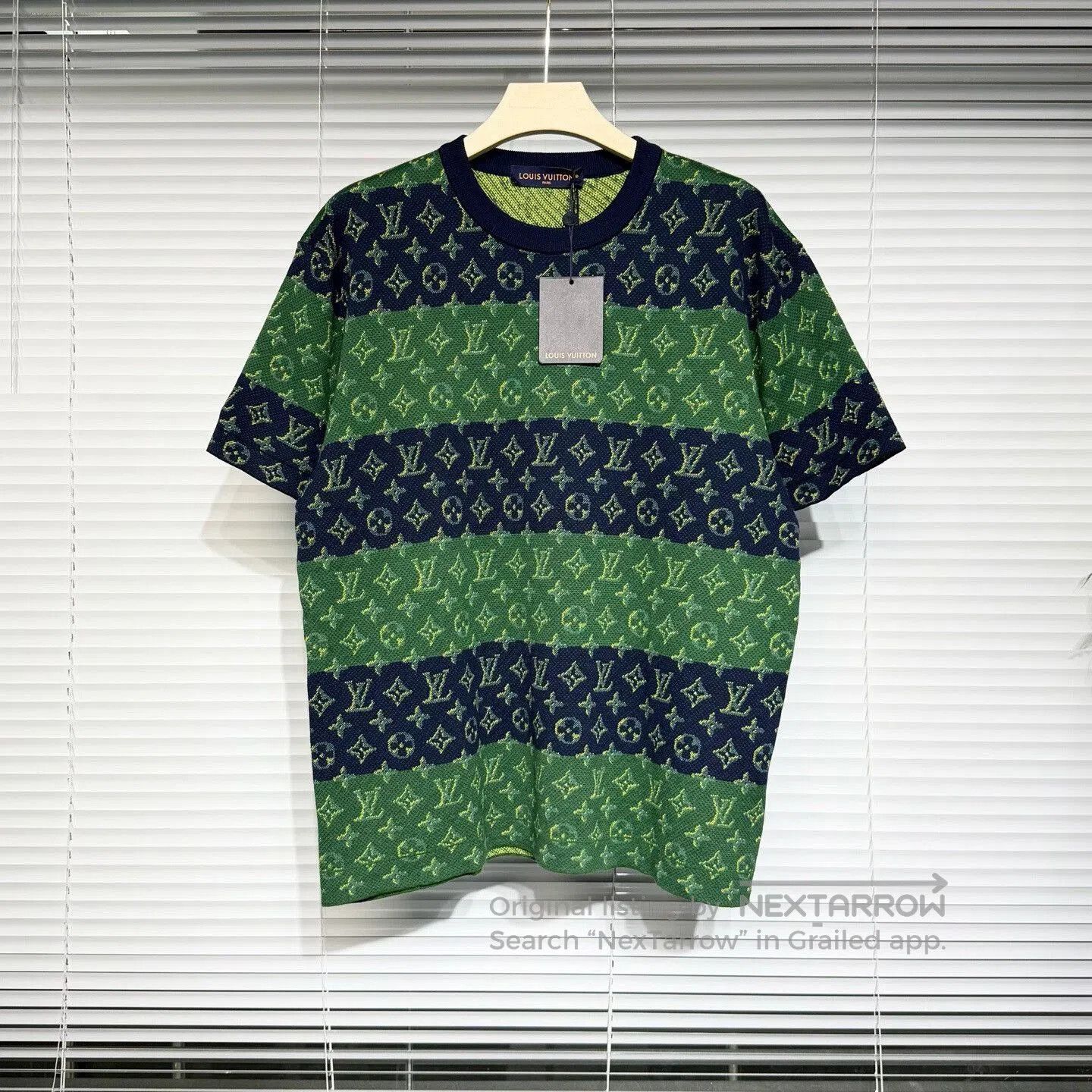 Louis Vuitton lv knitted short sleeve t-shirt in green. Size US L / EU 52-54 / 3 - 1 Thumbnail